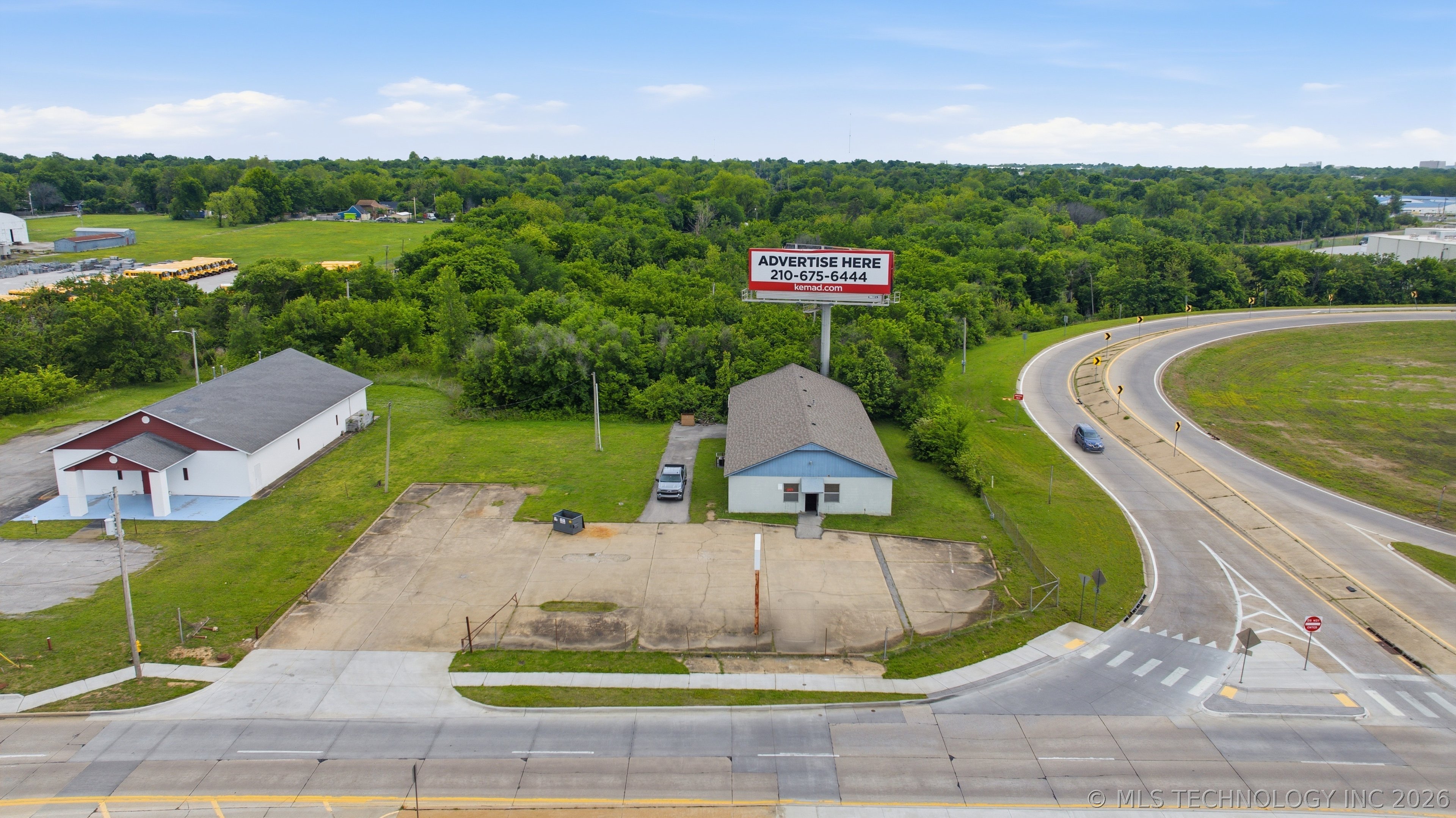 2604 E Apache Street Tulsa OK 74110
