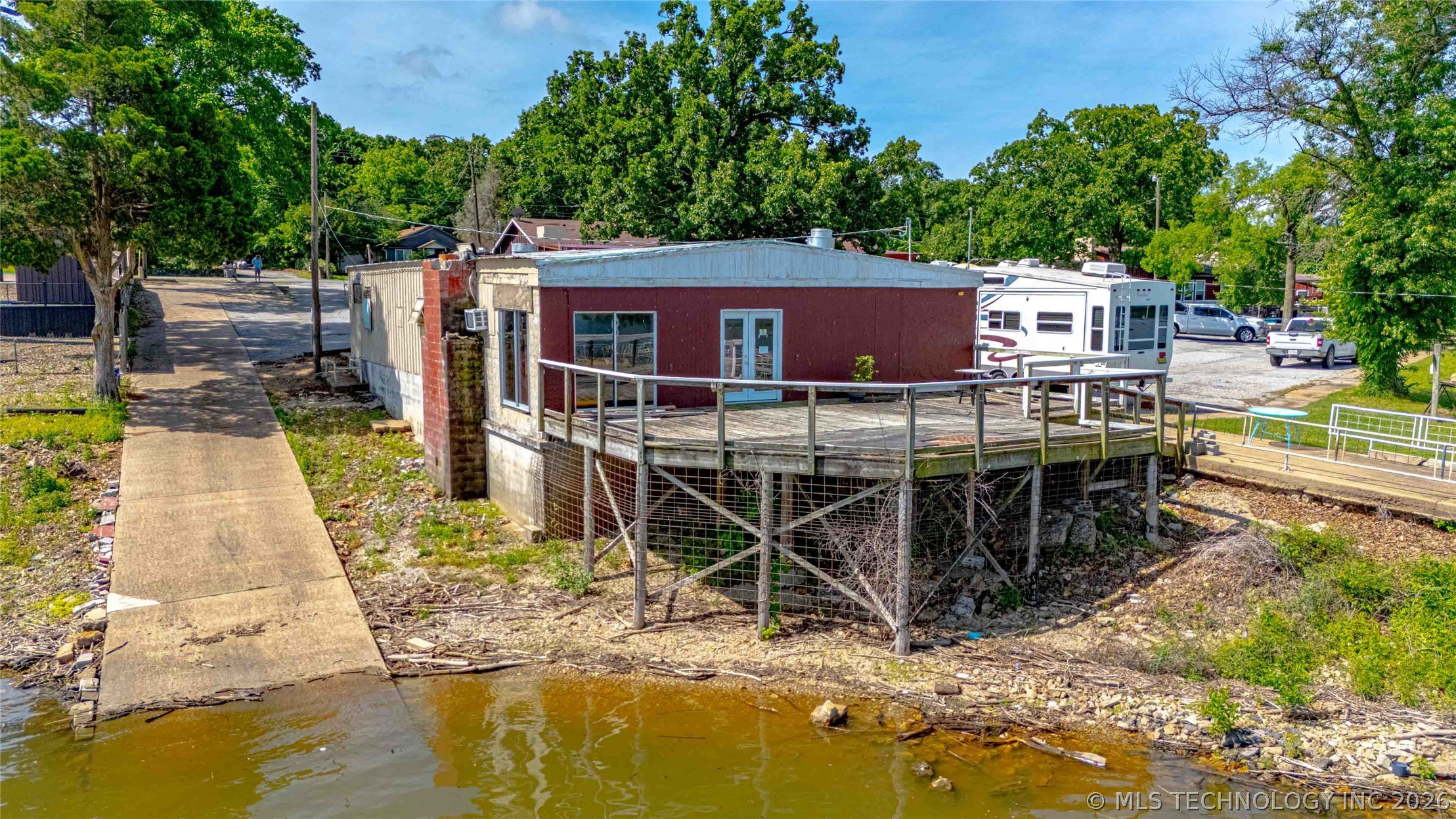 1561 110th Street W Grove OK 74344