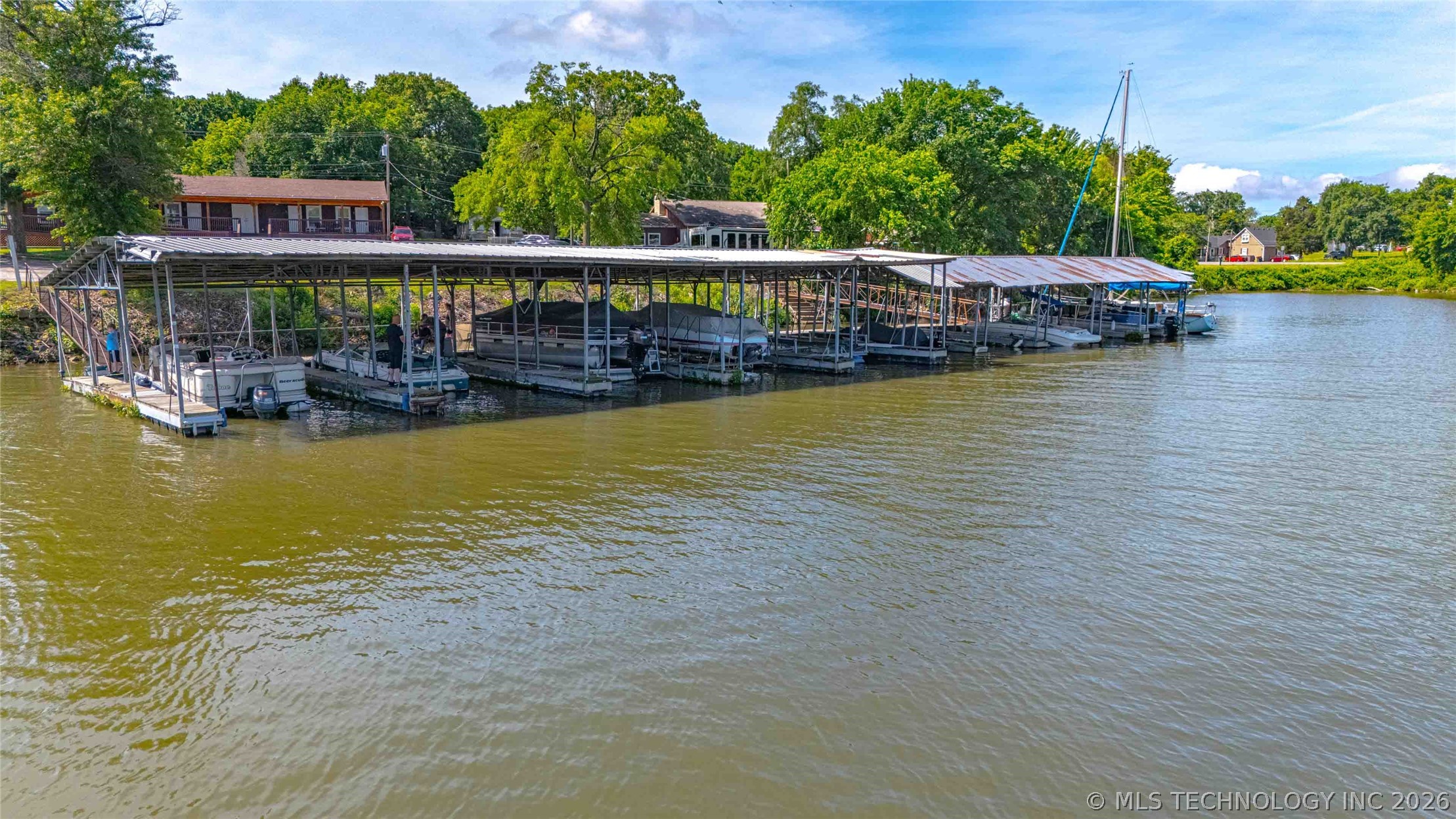 1561 110th Street W Grove OK 74344