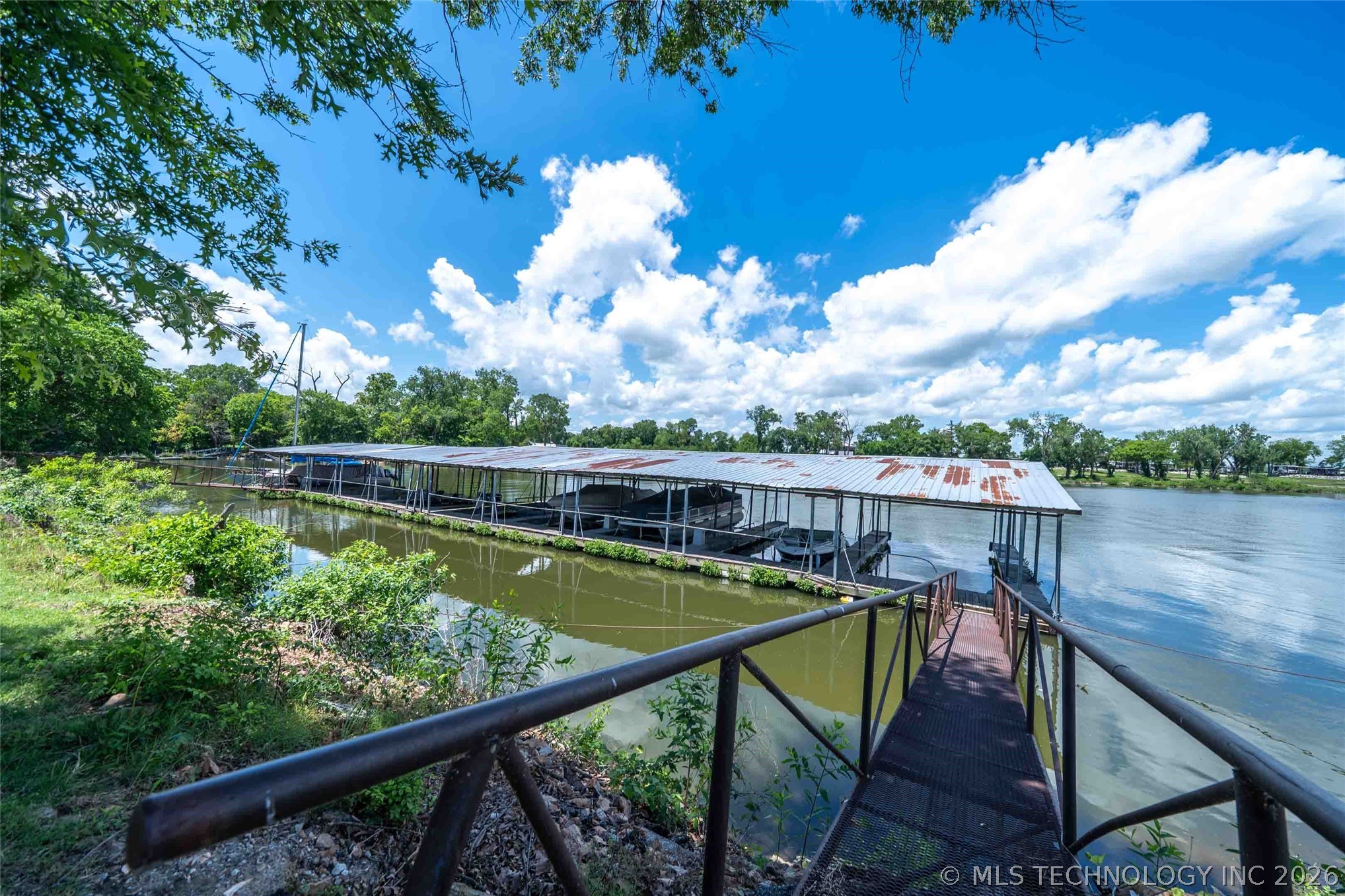 1561 110th Street W Grove OK 74344