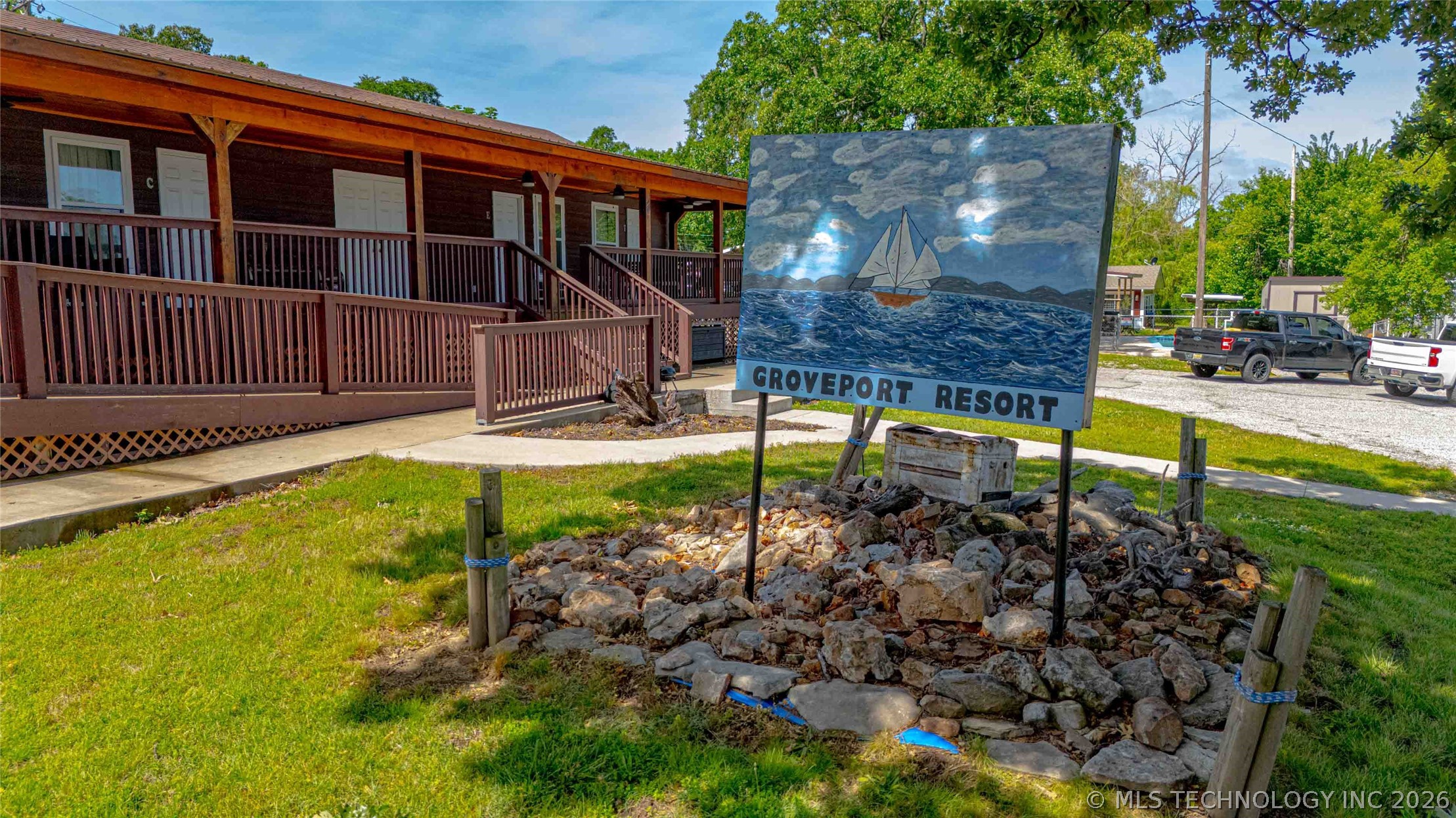 1561 110th Street W Grove OK 74344