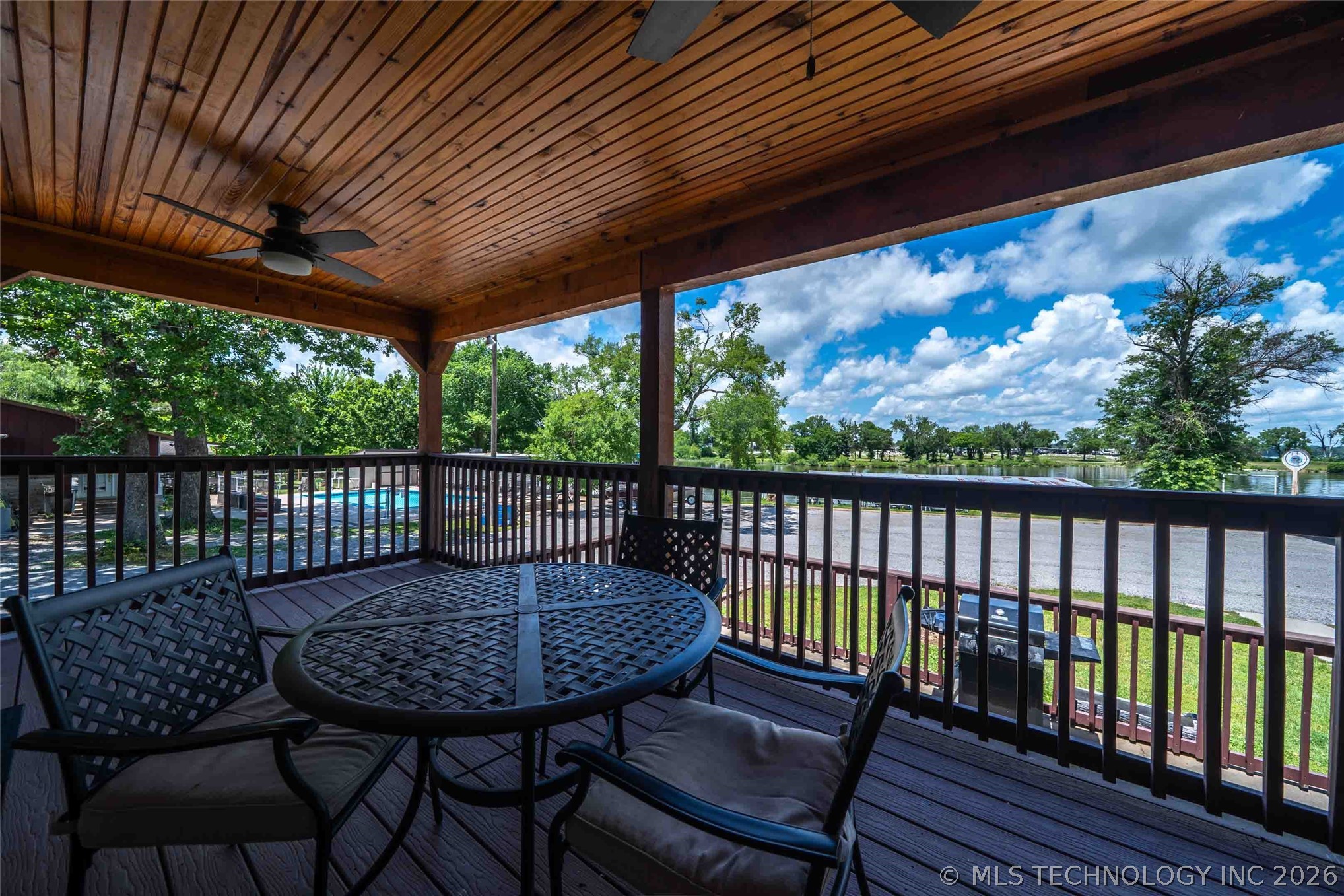 1561 110th Street W Grove OK 74344