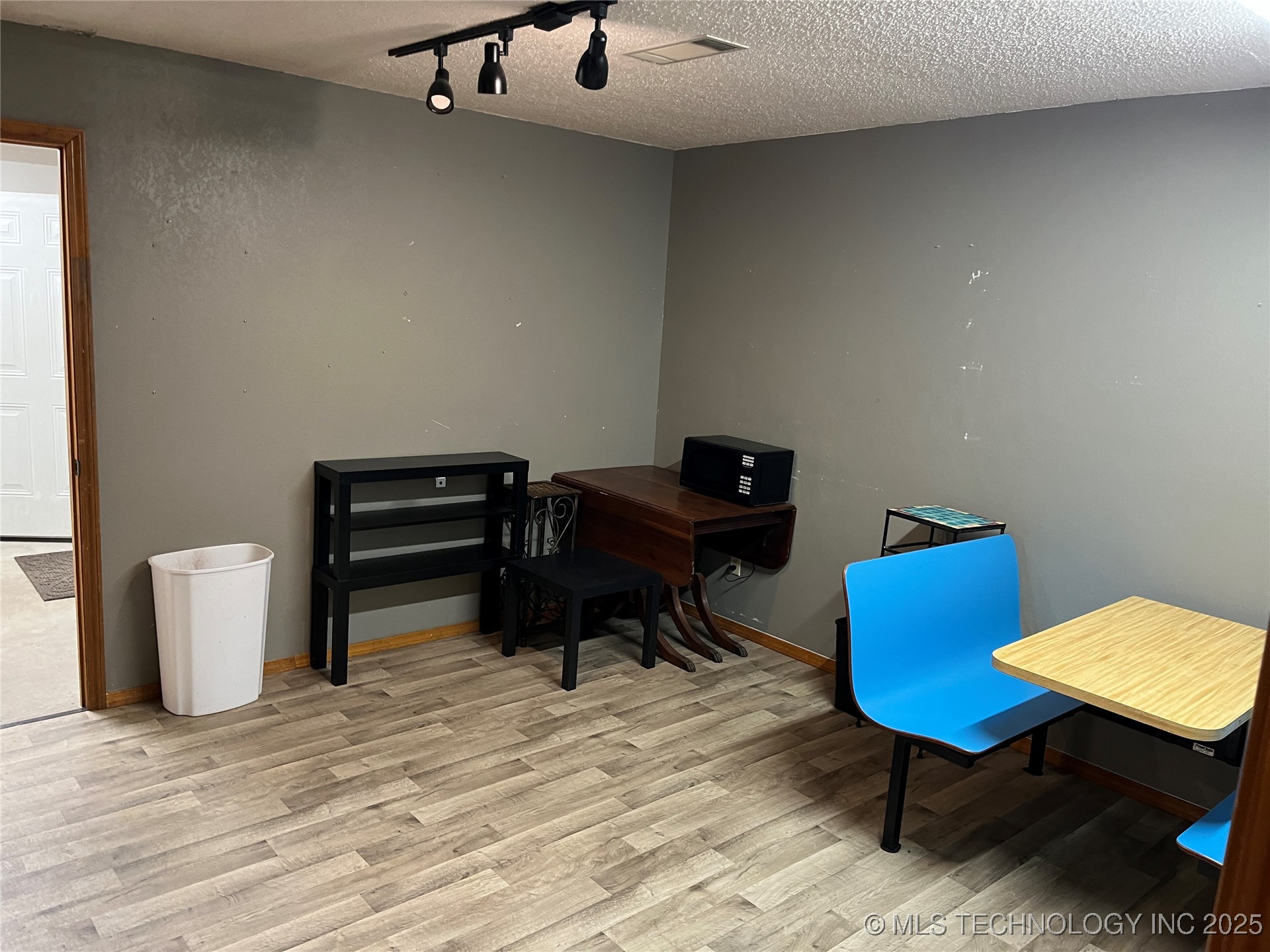 112 S Thornton Vian OK 74962
