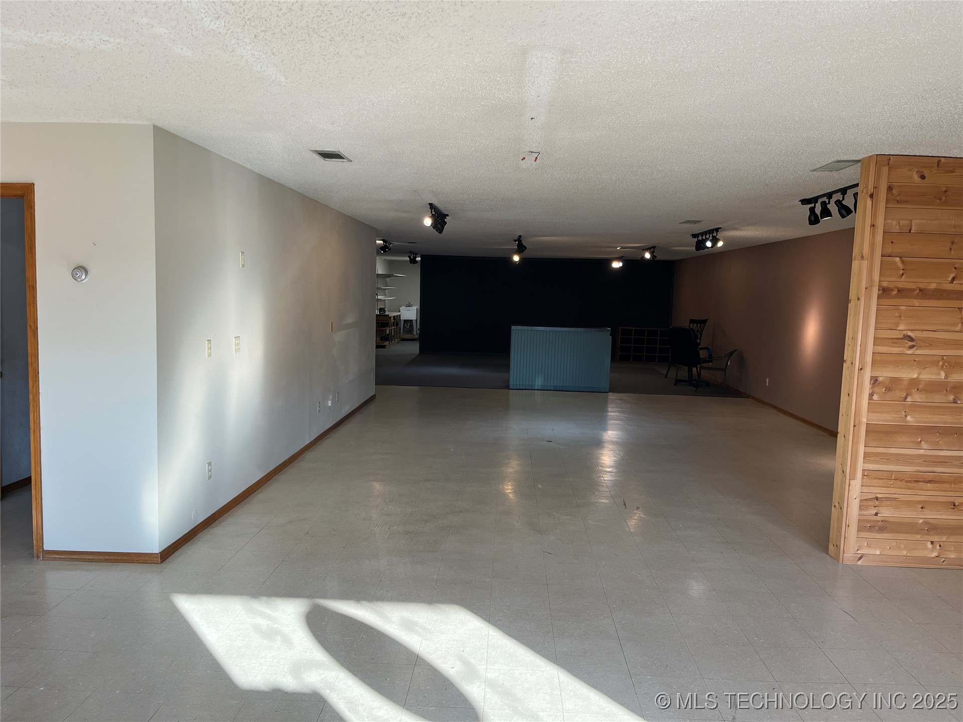 112 S Thornton Vian OK 74962