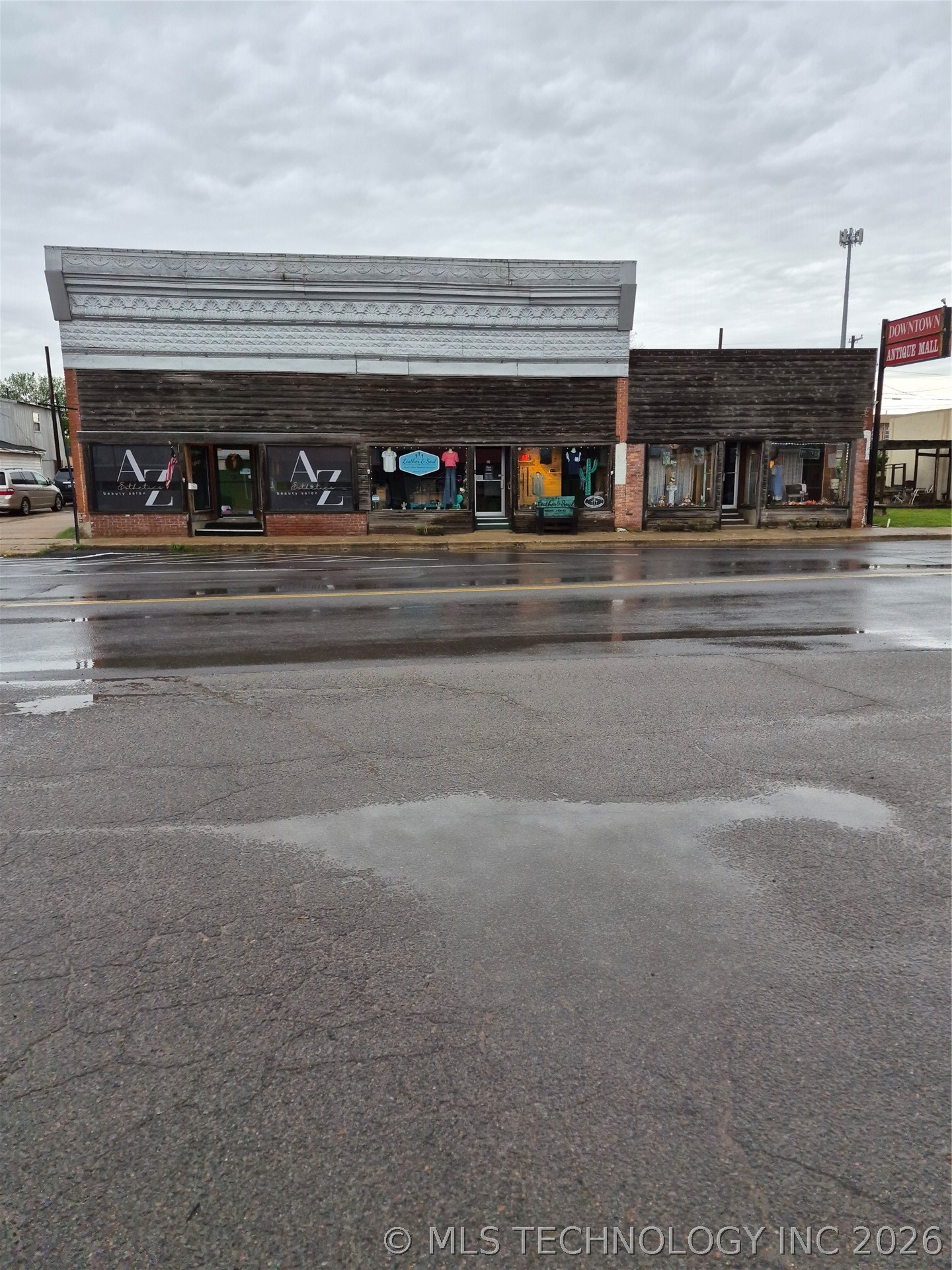 219 S Broadway Street Checotah OK 74426