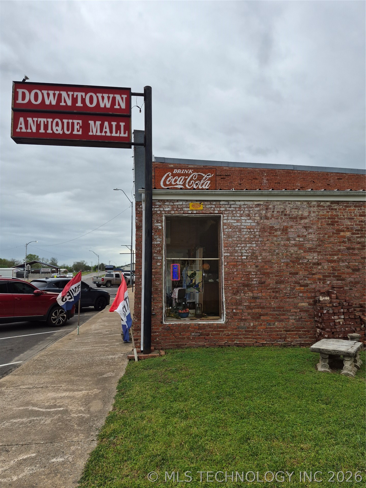 219 S Broadway Street Checotah OK 74426