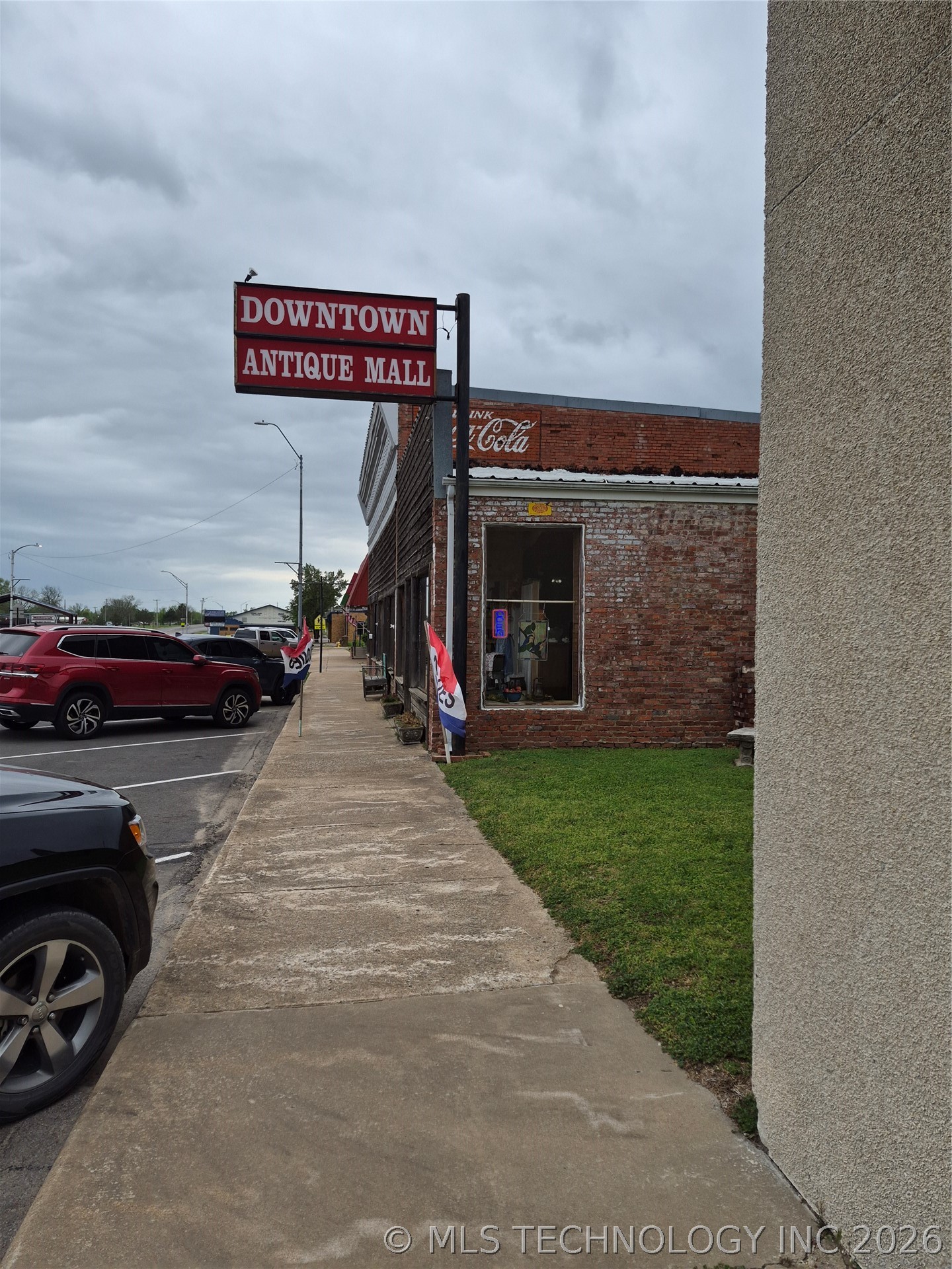 219 S Broadway Street Checotah OK 74426
