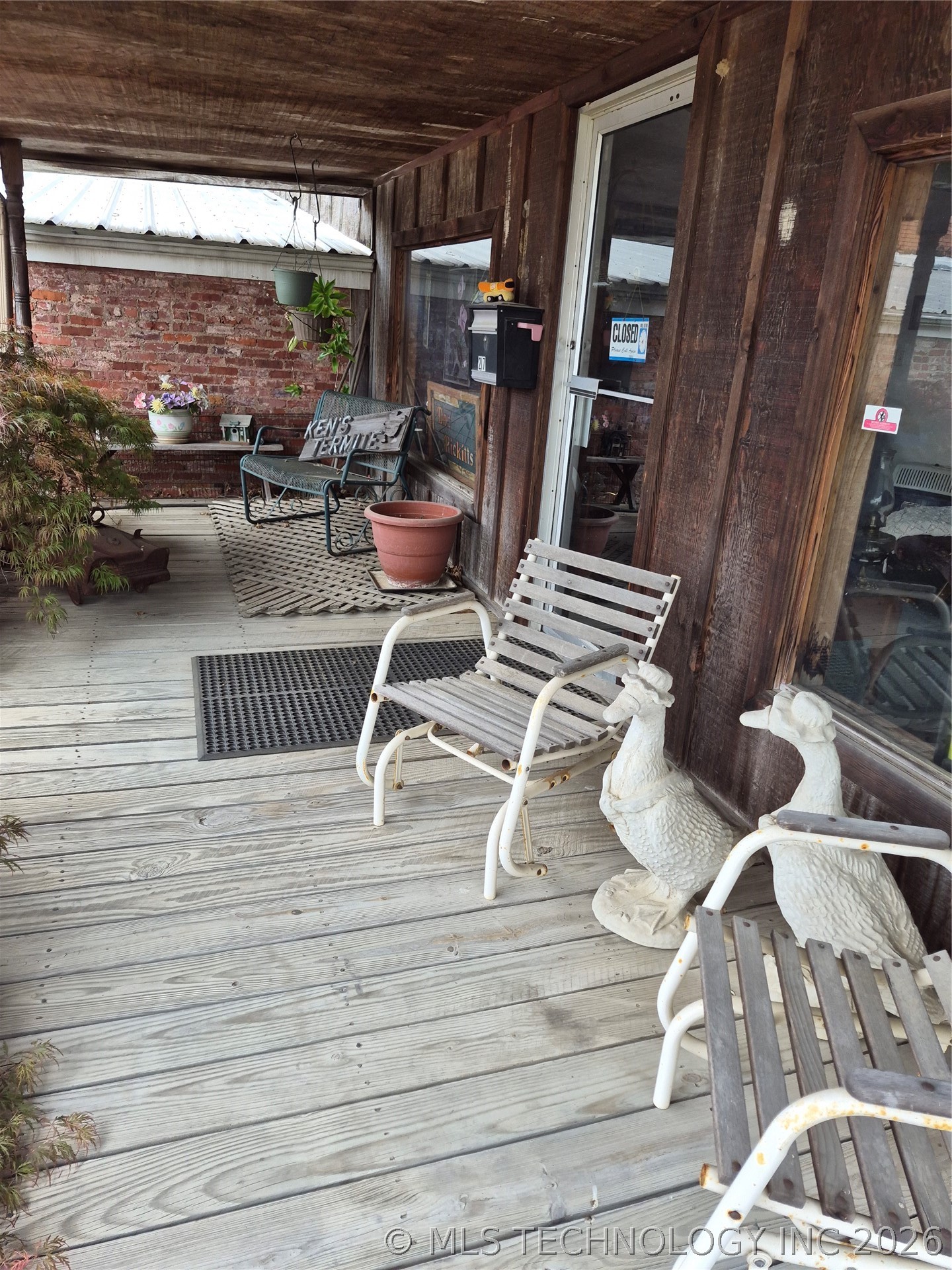 219 S Broadway Street Checotah OK 74426