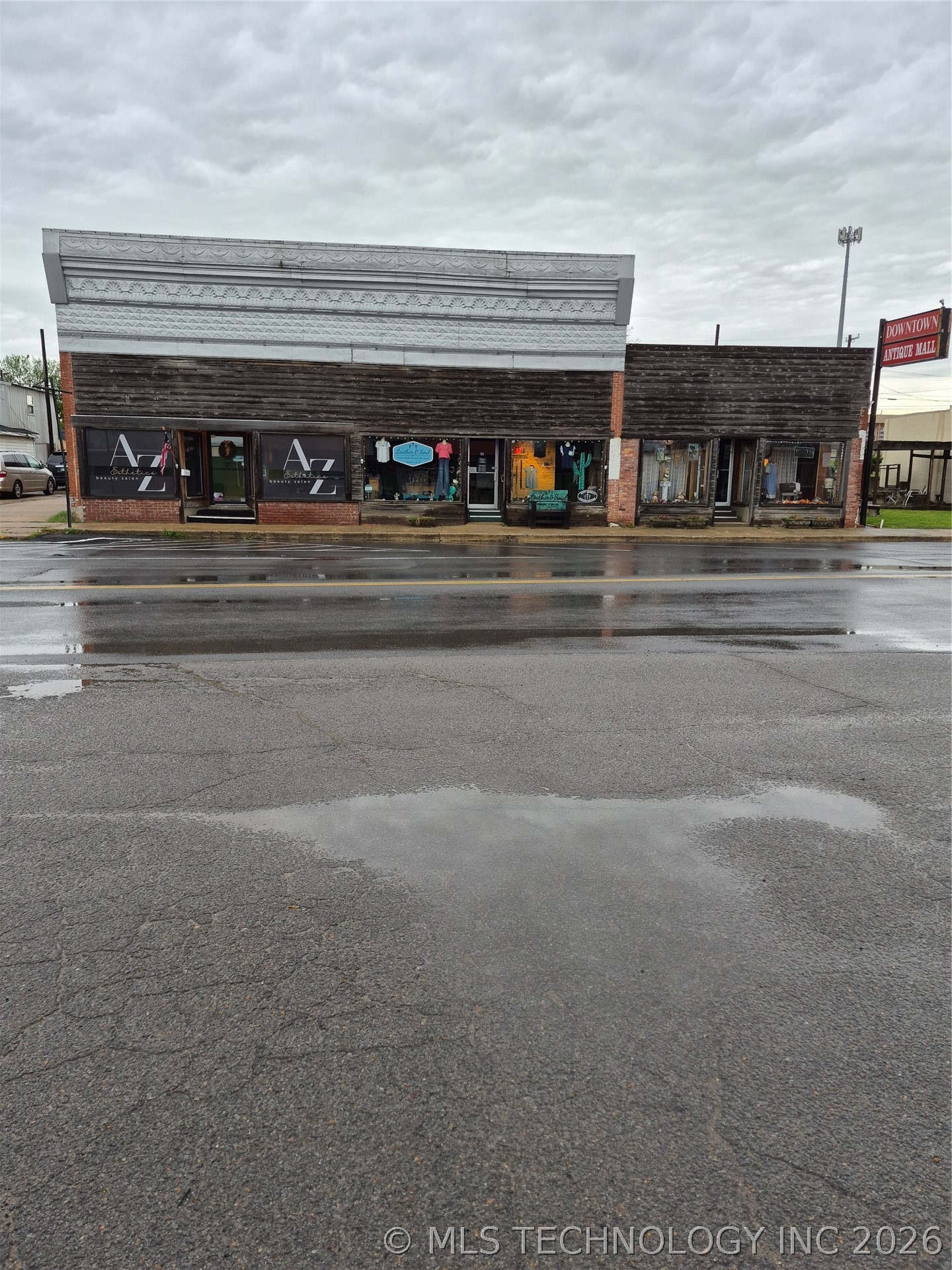 219 S Broadway Street Checotah OK 74426