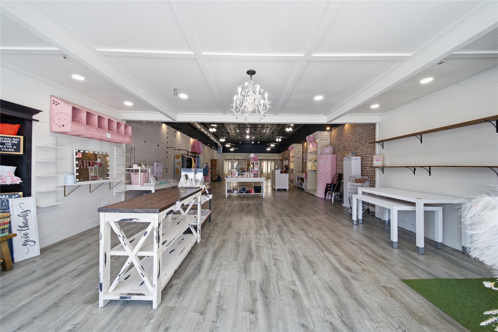 122 N Main Street Sand Springs OK 74063