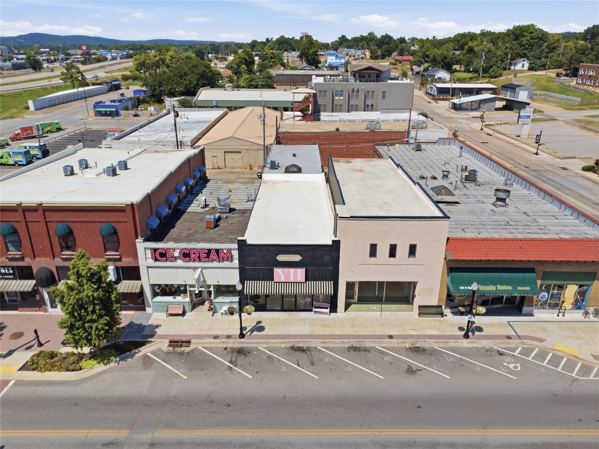 122 N Main Street Sand Springs OK 74063