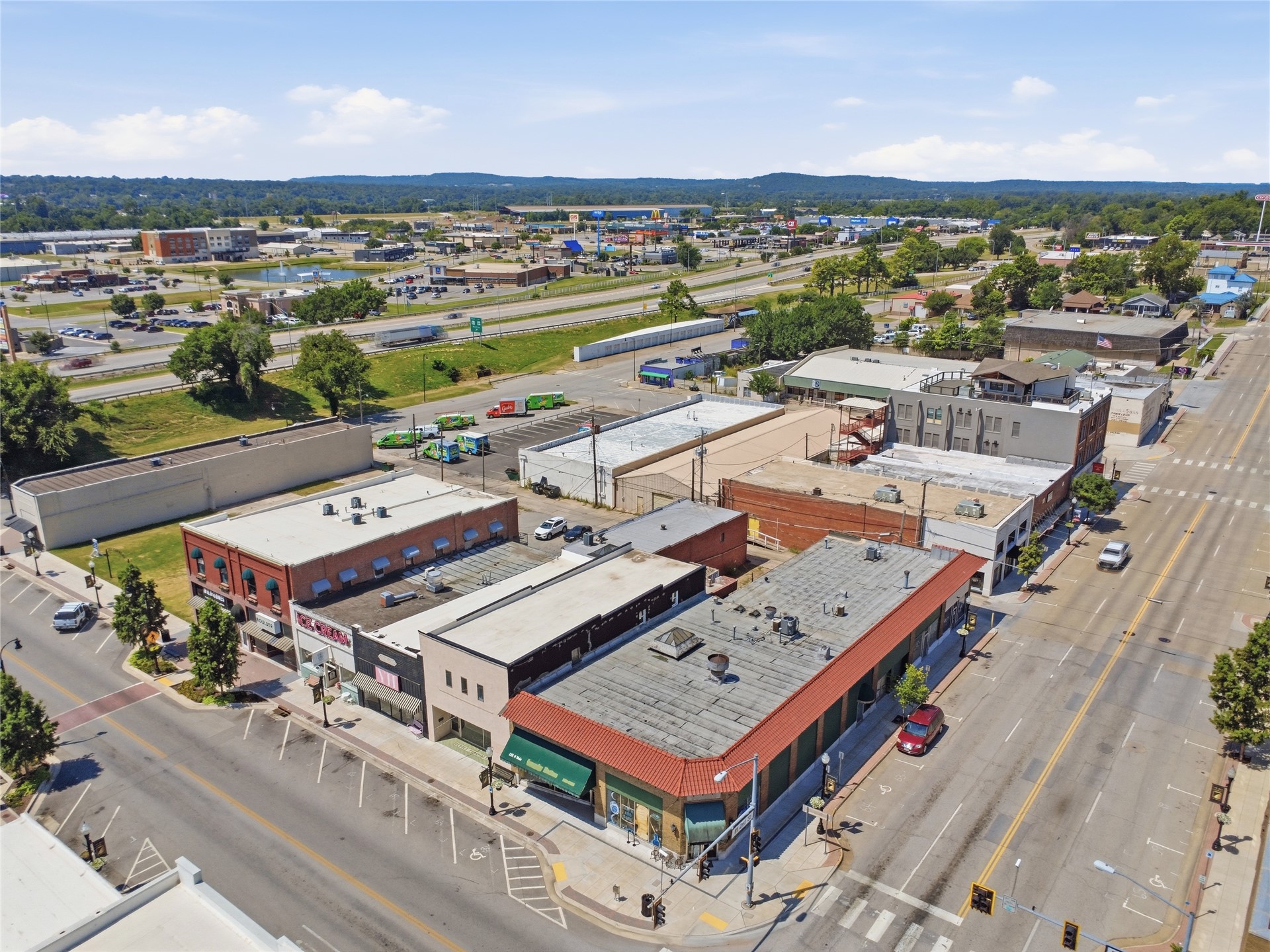 122 N Main Street Sand Springs OK 74063