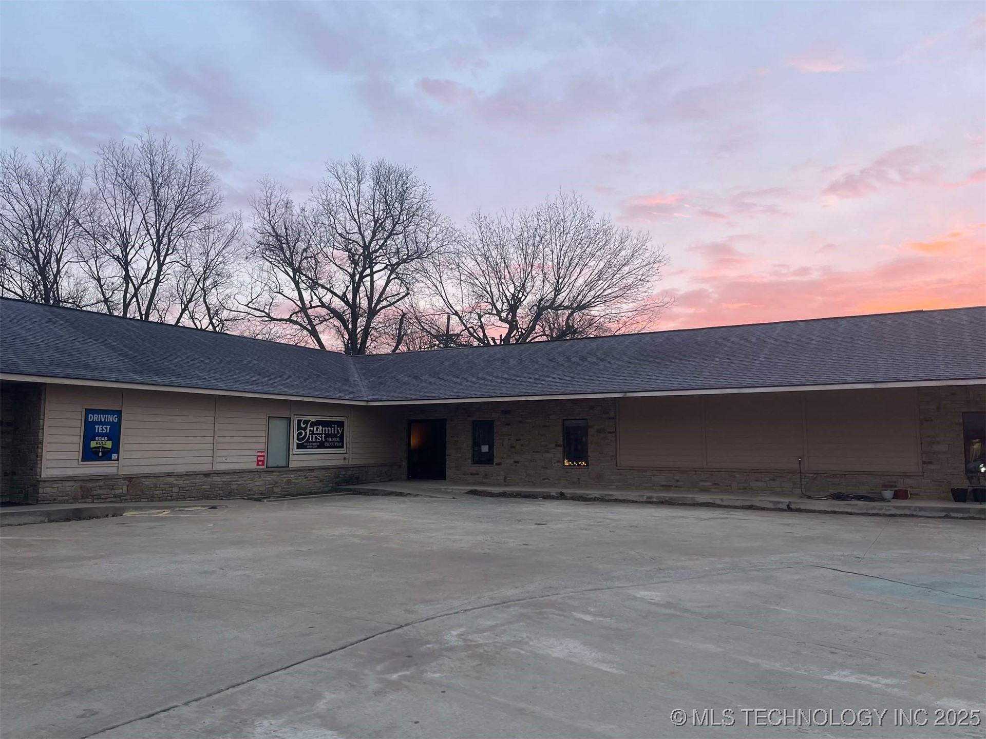 801 W Main Street Stigler OK 74462