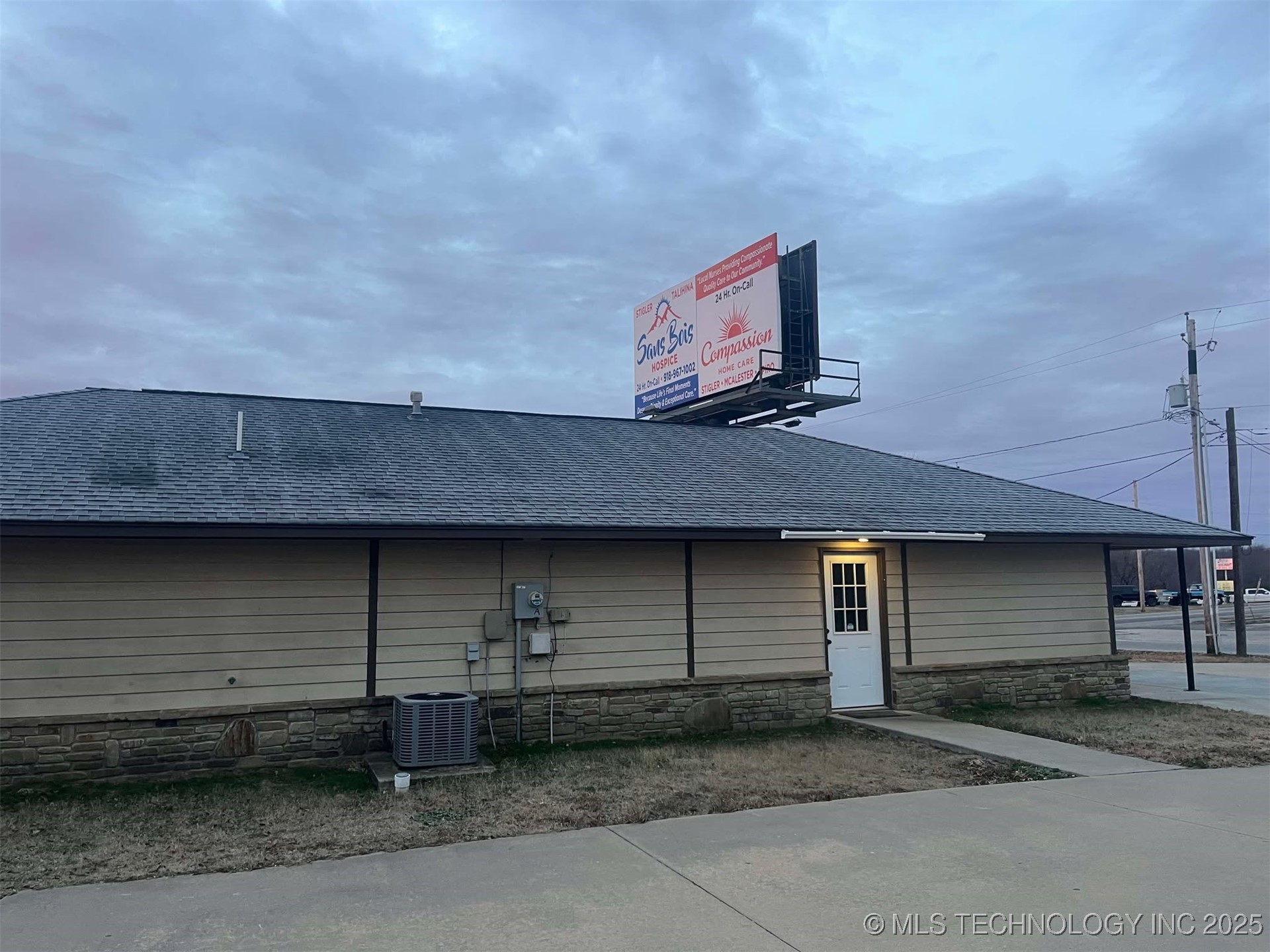 801 W Main Street Stigler OK 74462