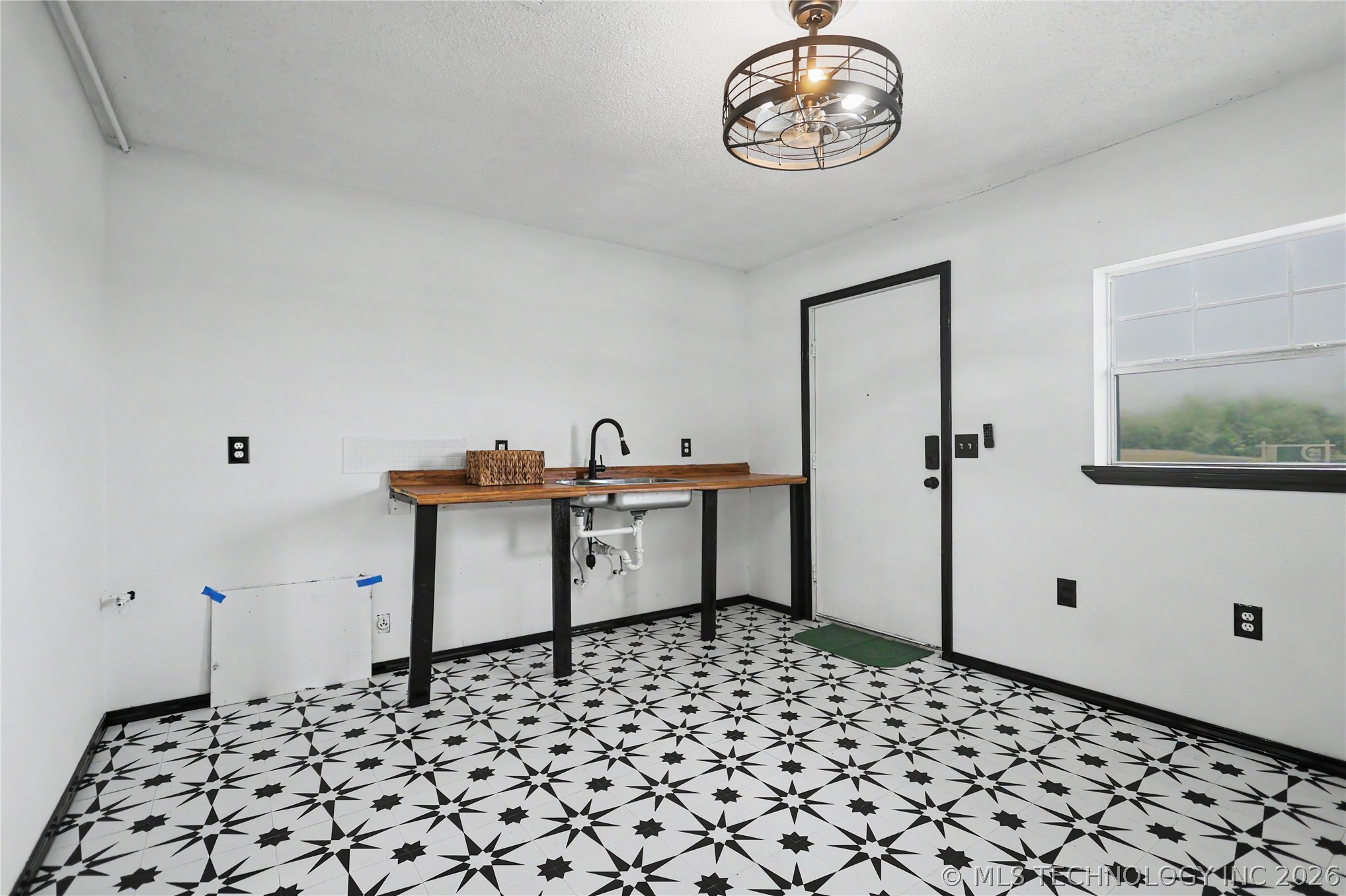 25377 S Welling Road Welling OK 74471