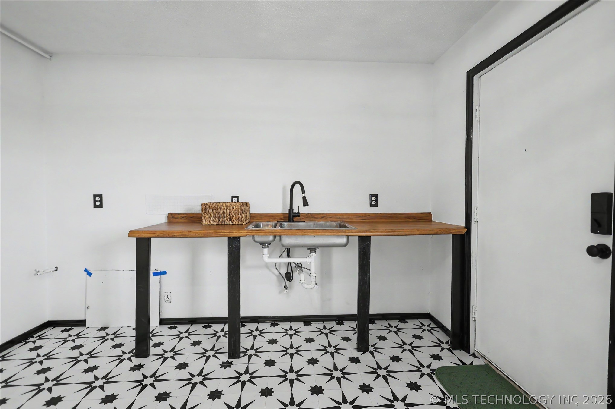 25377 S Welling Road Welling OK 74471