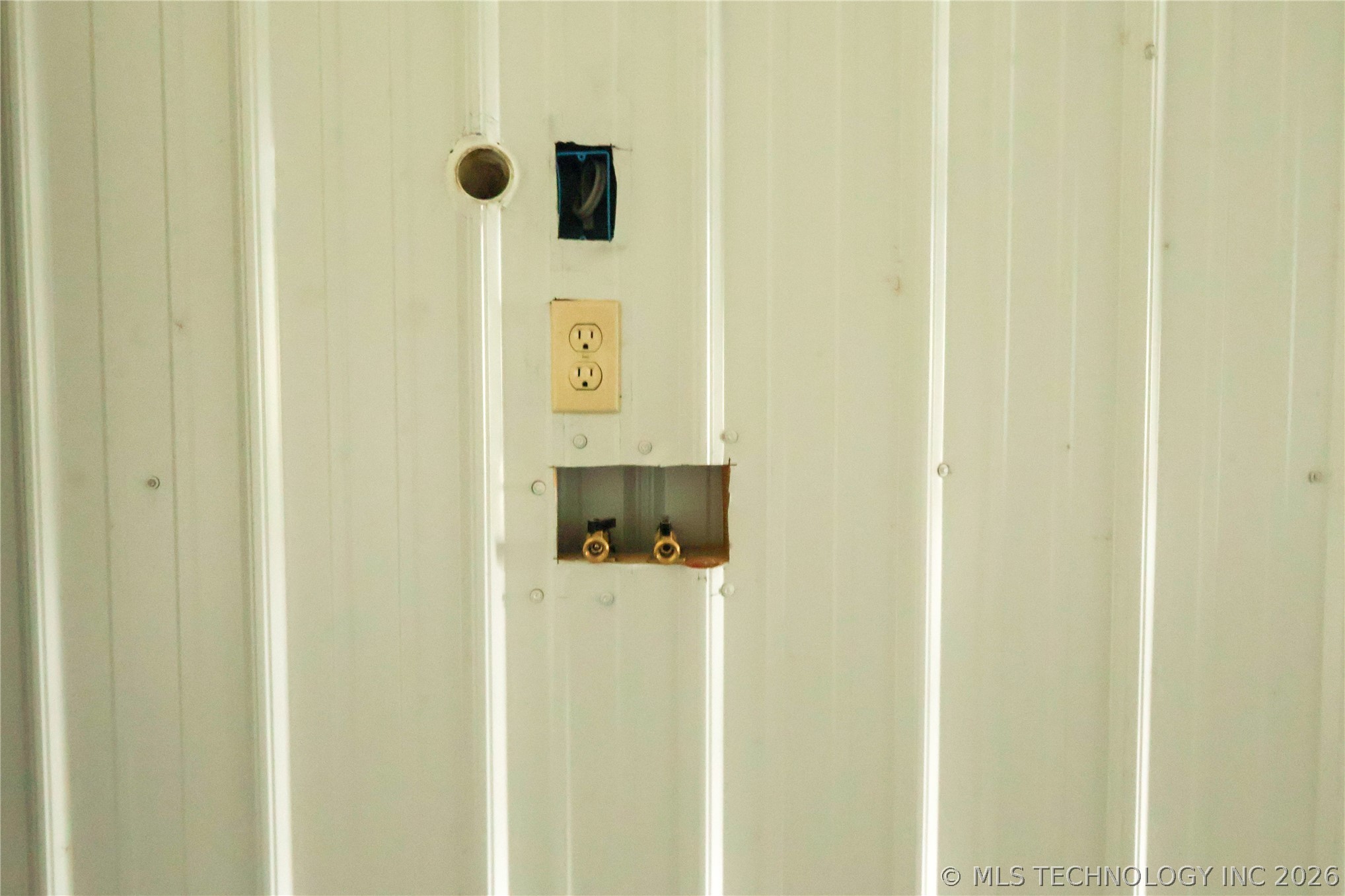 5577 W 630 Road Chouteau OK 74337