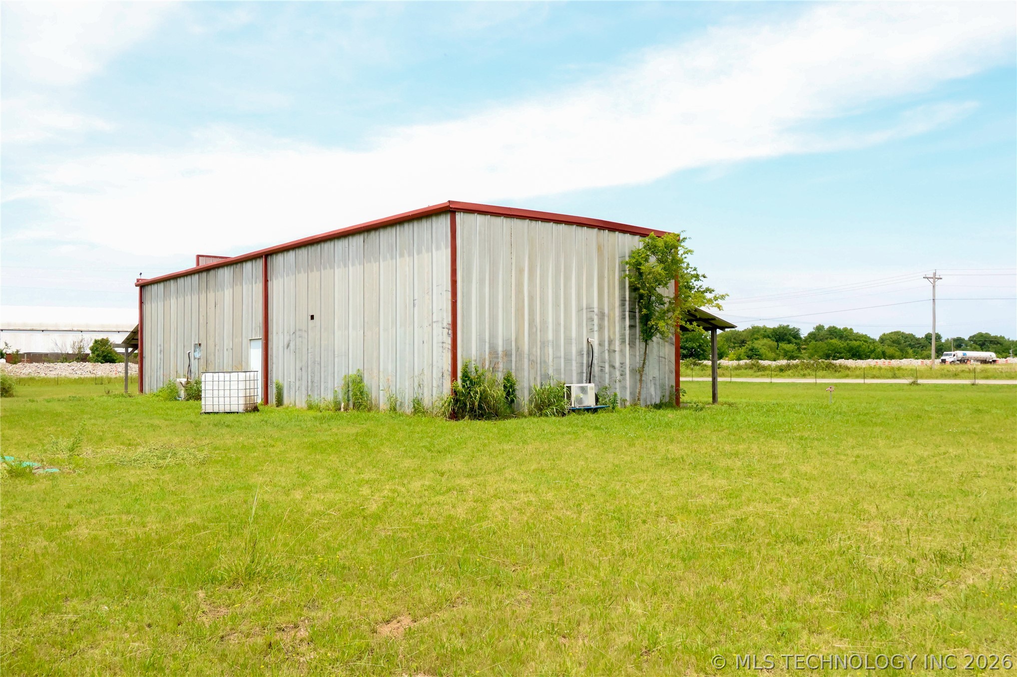 5577 W 630 Road Chouteau OK 74337