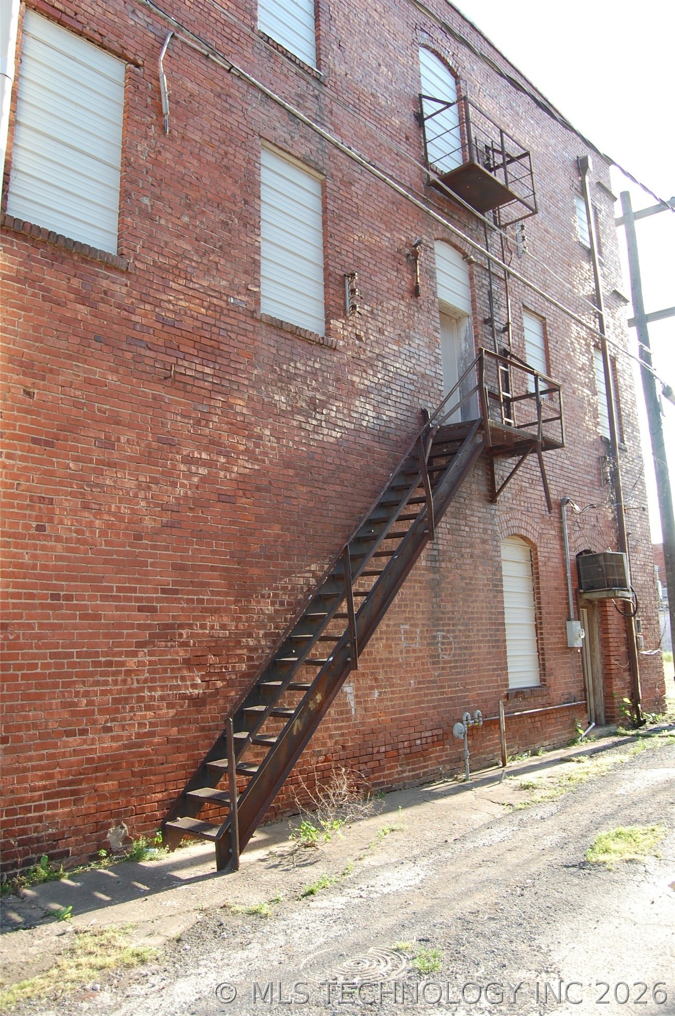 402 W Main Street Henryetta OK 74437