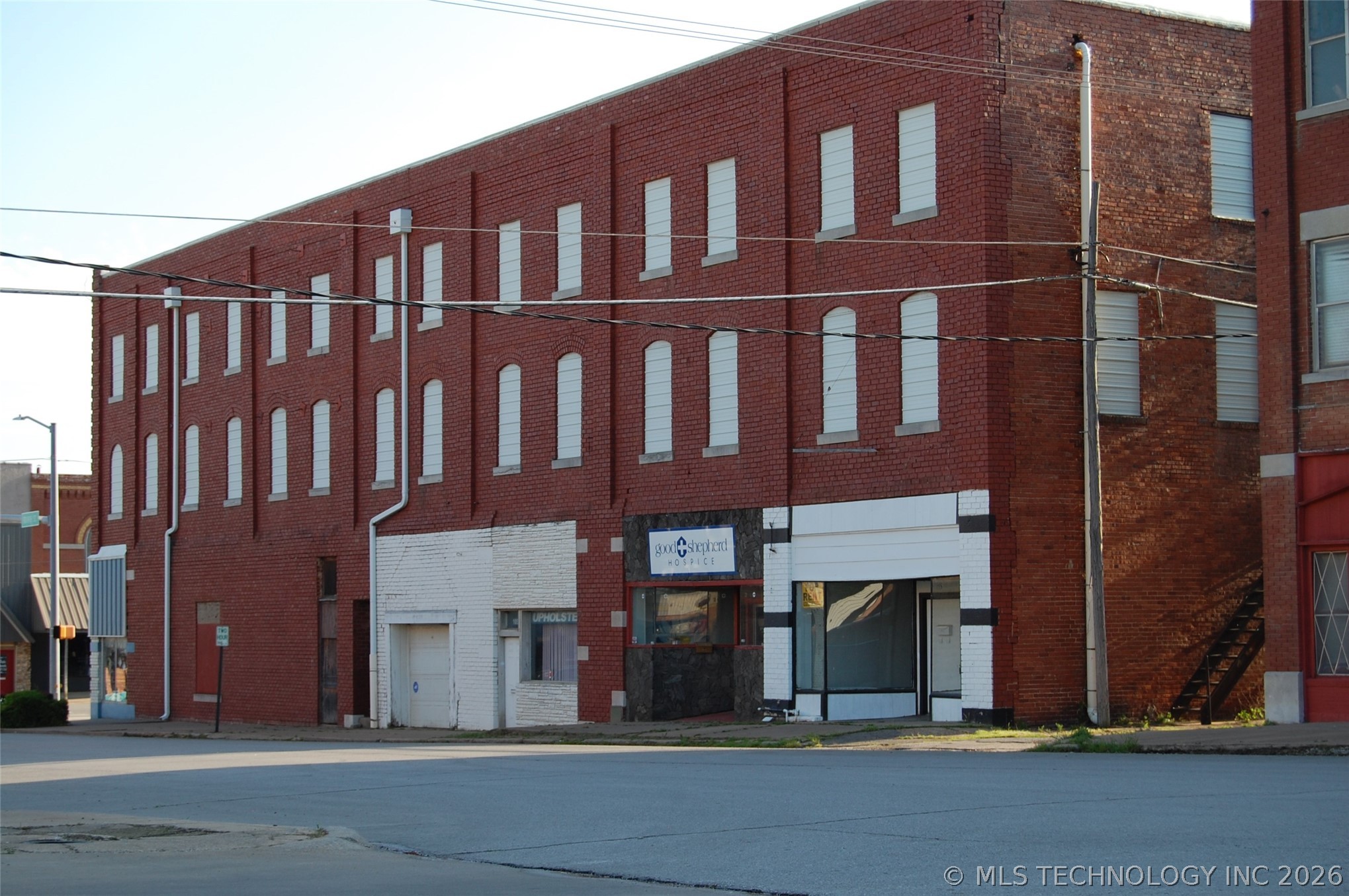 402 W Main Street Henryetta OK 74437