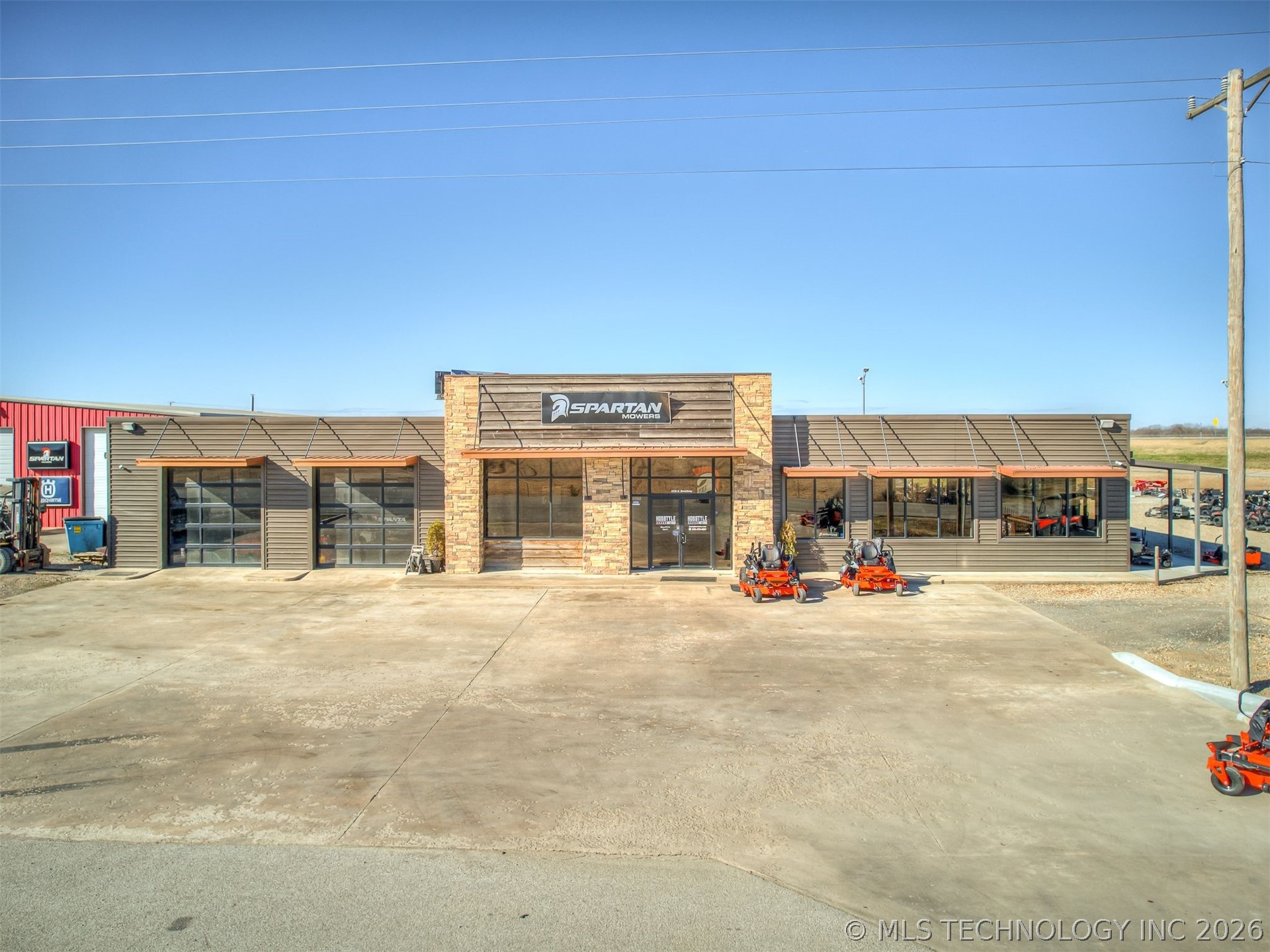 2238 N Broadway Checotah OK 74426