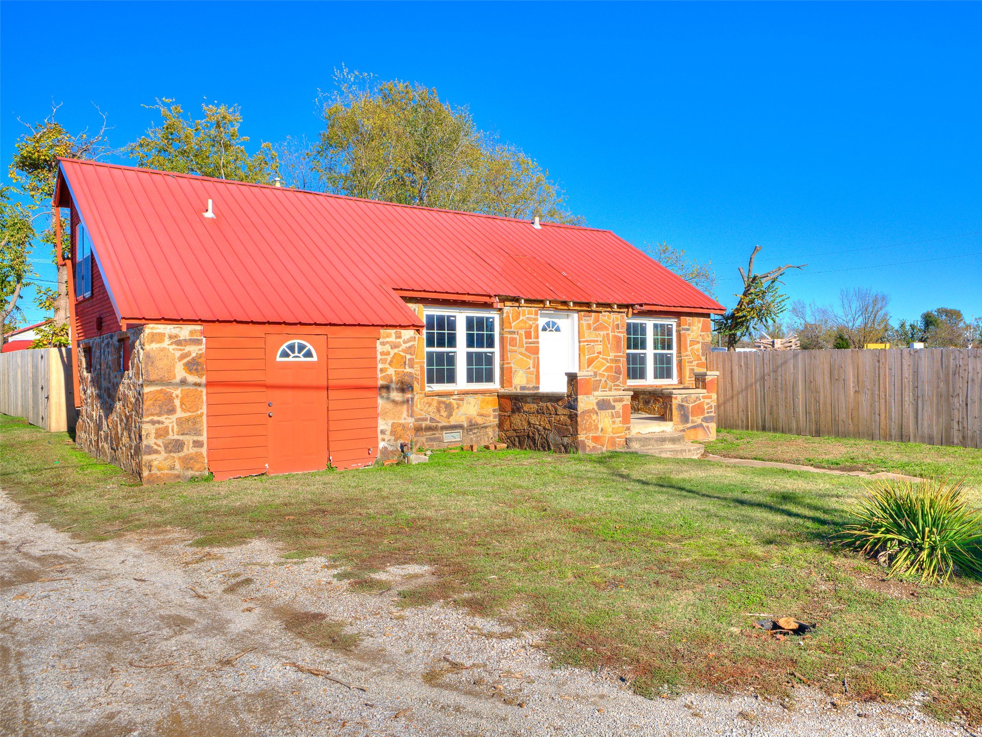 305 S Chickasaw Avenue Claremore OK 74017