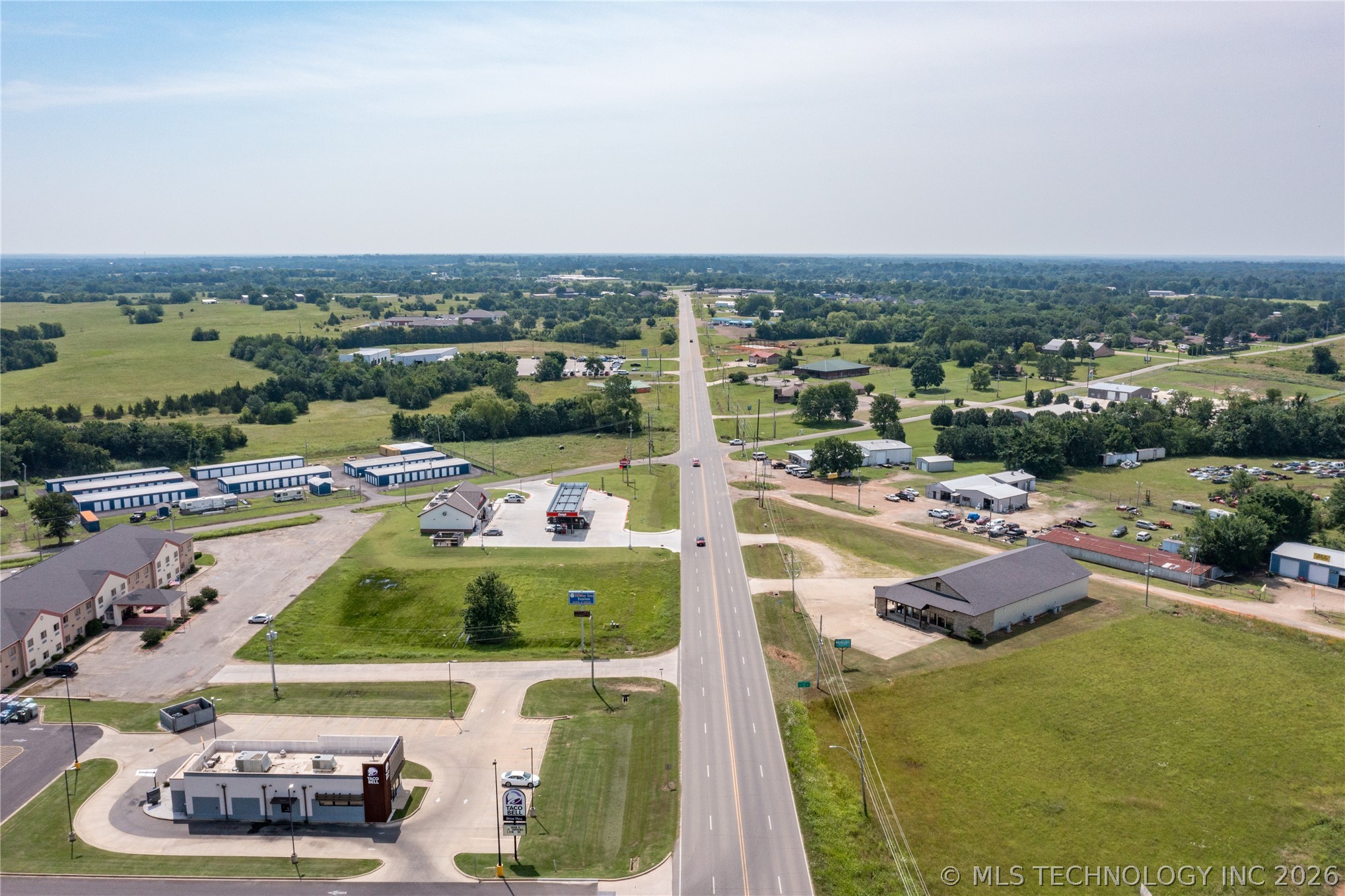 1910 E Jackson Street Hugo OK 74743