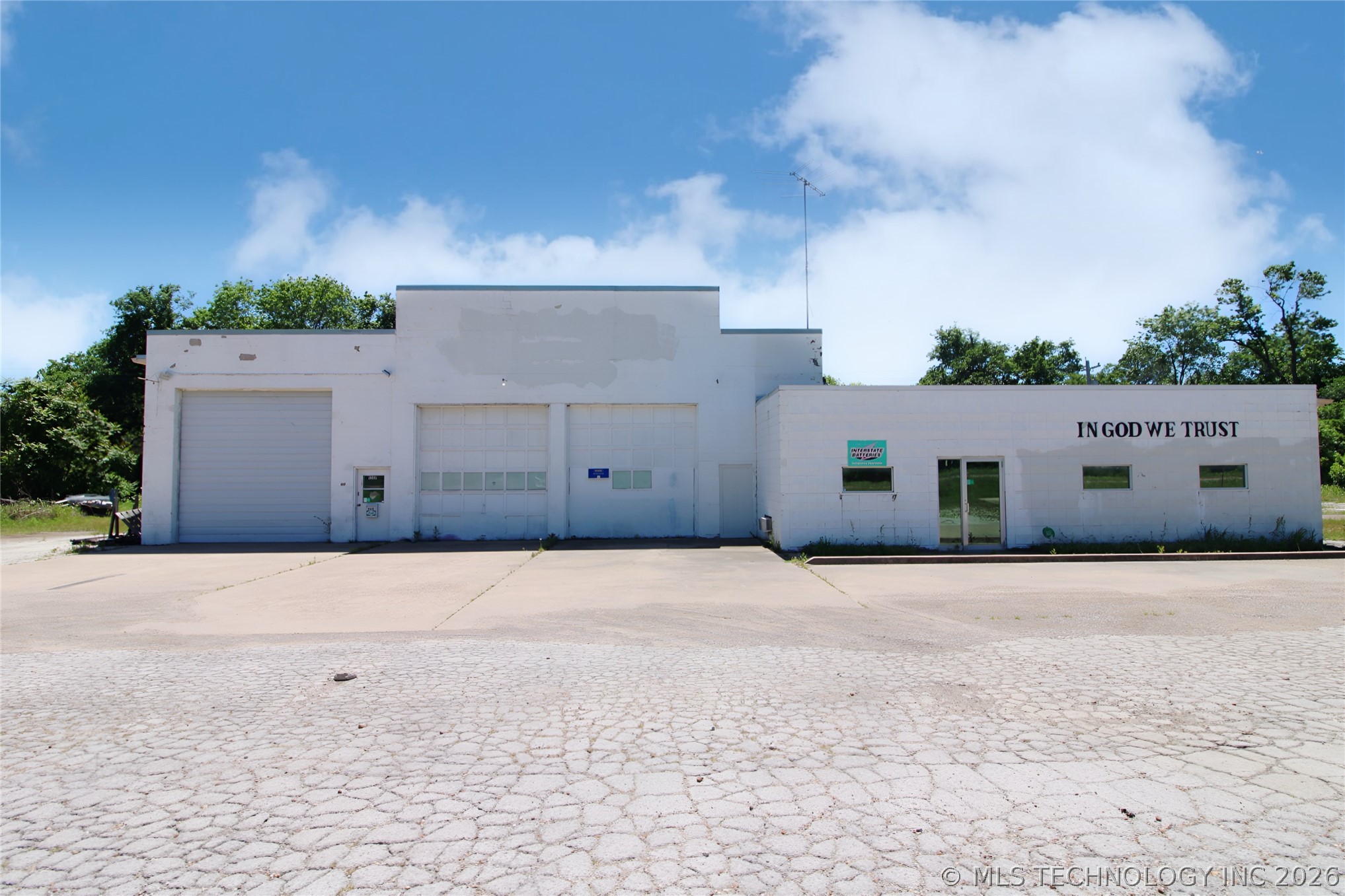 1501 W Main Street Henryetta OK 74437