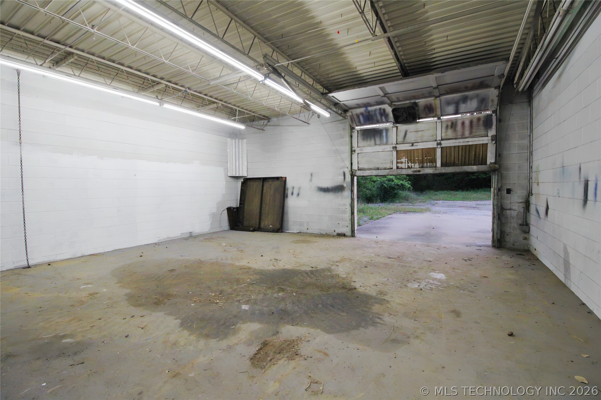1501 W Main Street Henryetta OK 74437