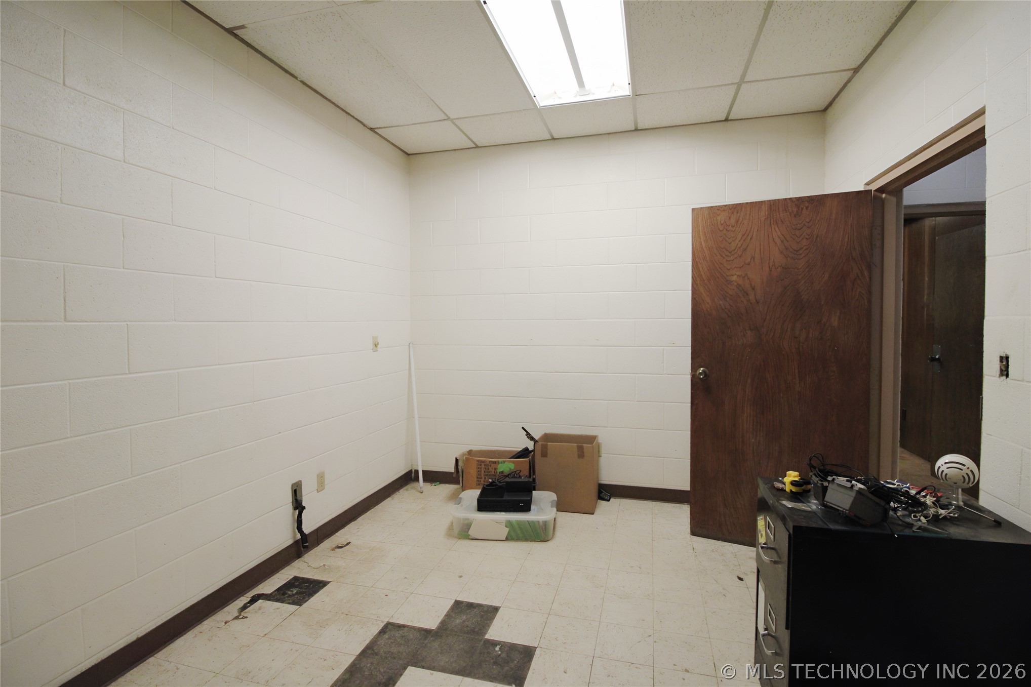 1501 W Main Street Henryetta OK 74437