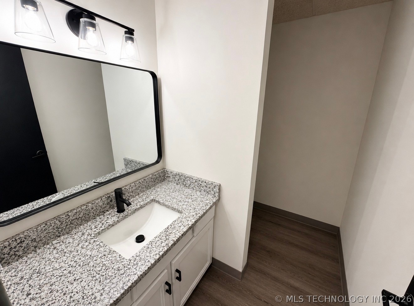 7446 E 46th Place Tulsa OK 74145
