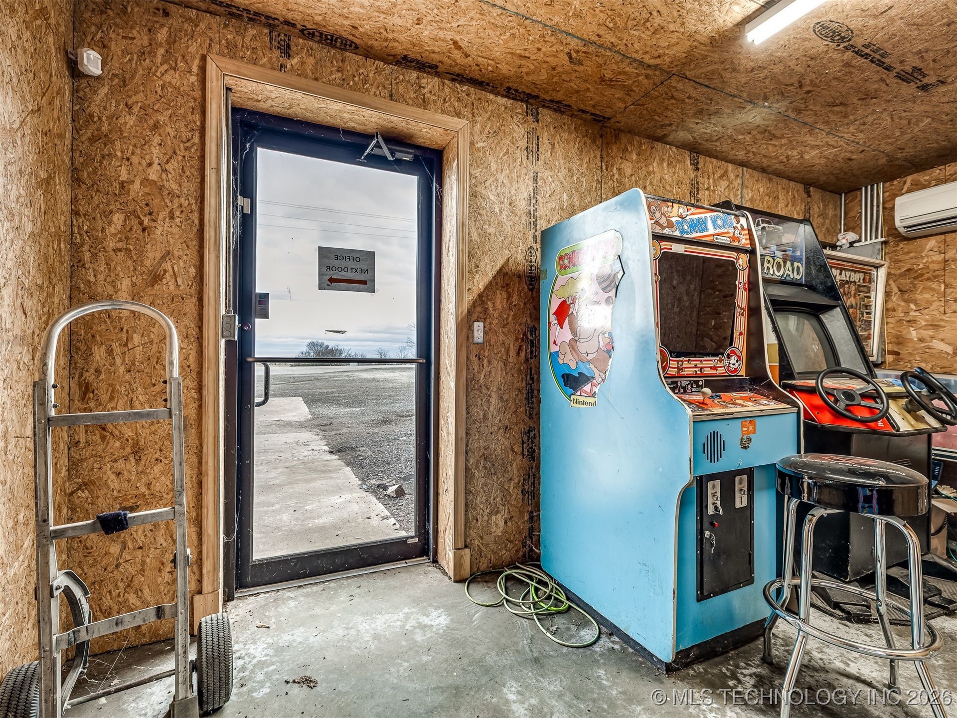 2238 N Broadway Checotah OK 74426
