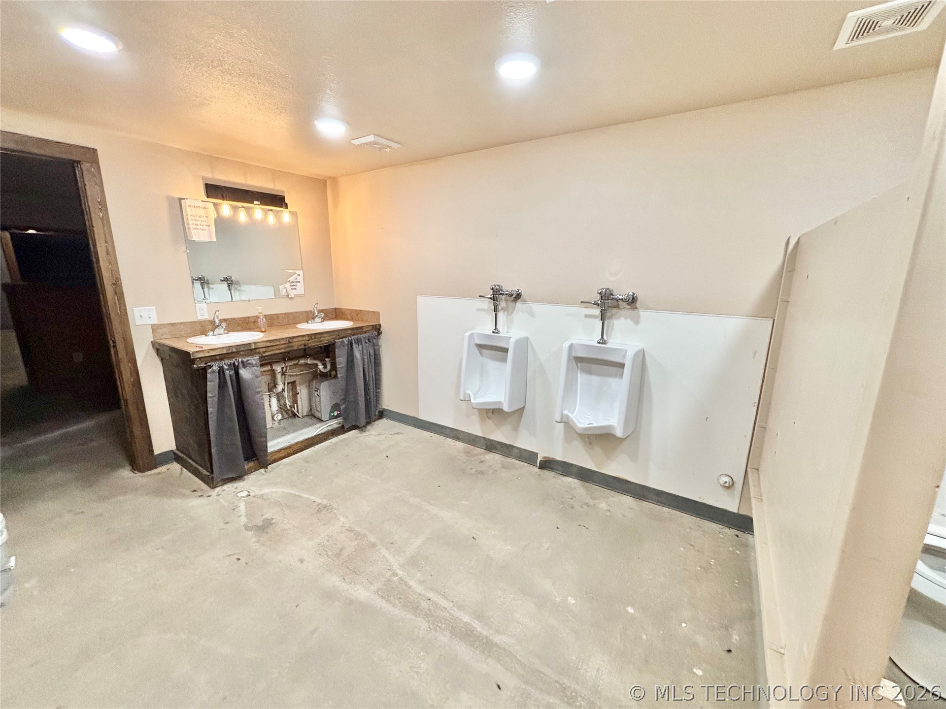 1 N County Road 4460 Road Stigler OK 74462