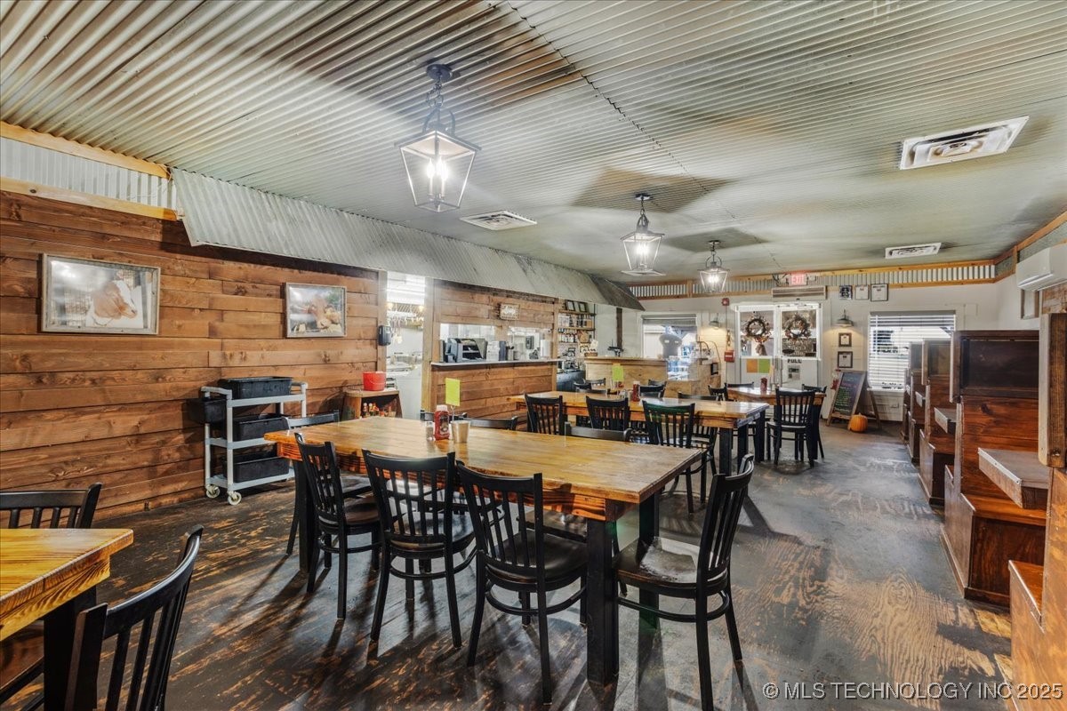 117 S Franklin Street Colbert OK 74733