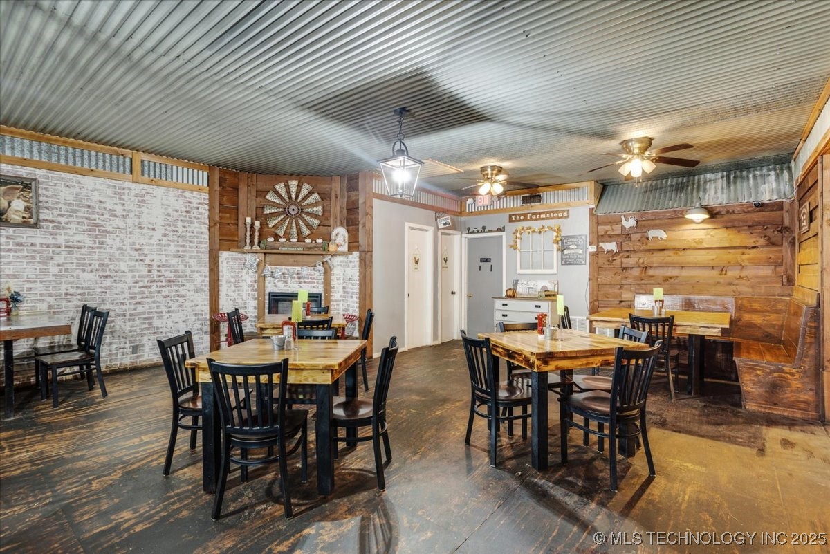 117 S Franklin Street Colbert OK 74733