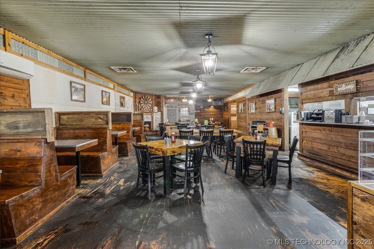117 S Franklin Street Colbert OK 74733