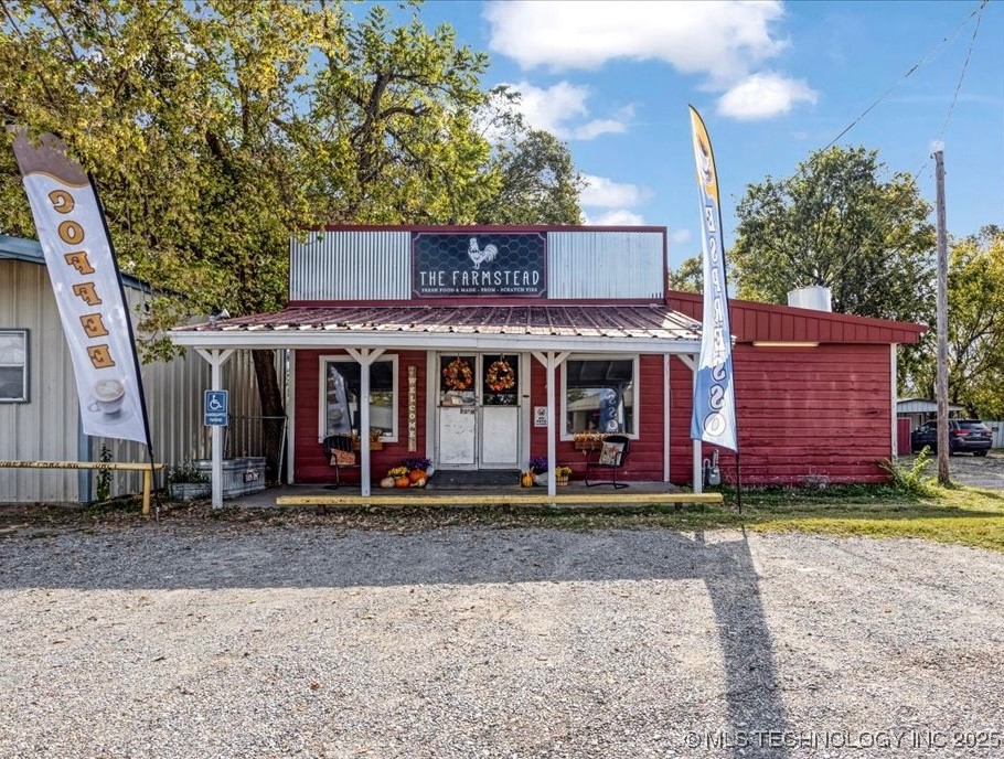 117 S Franklin Street Colbert OK 74733