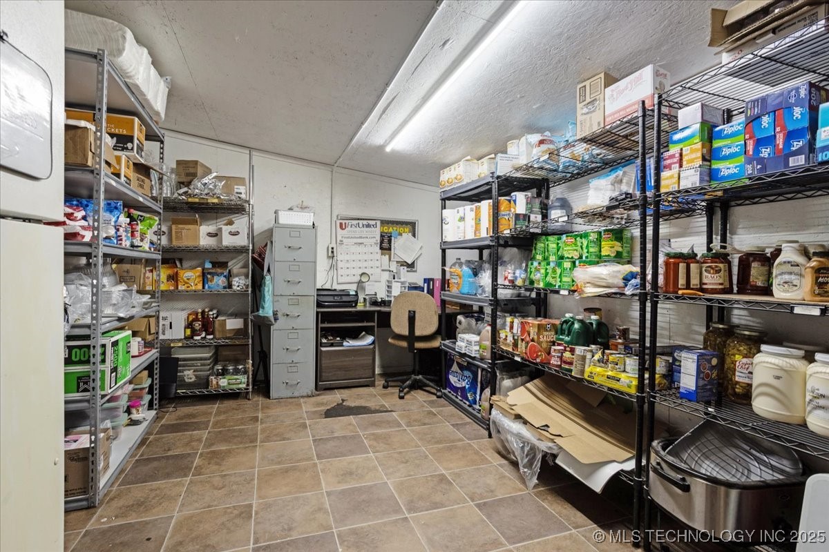 117 S Franklin Street Colbert OK 74733