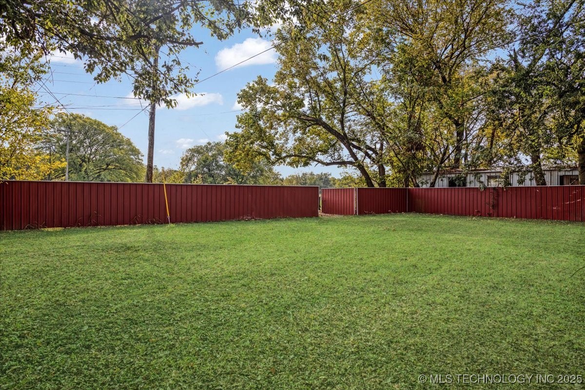117 S Franklin Street Colbert OK 74733