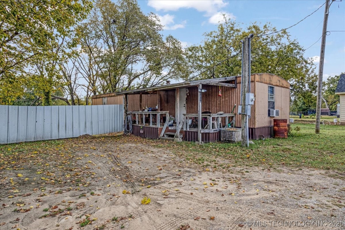 117 S Franklin Street Colbert OK 74733