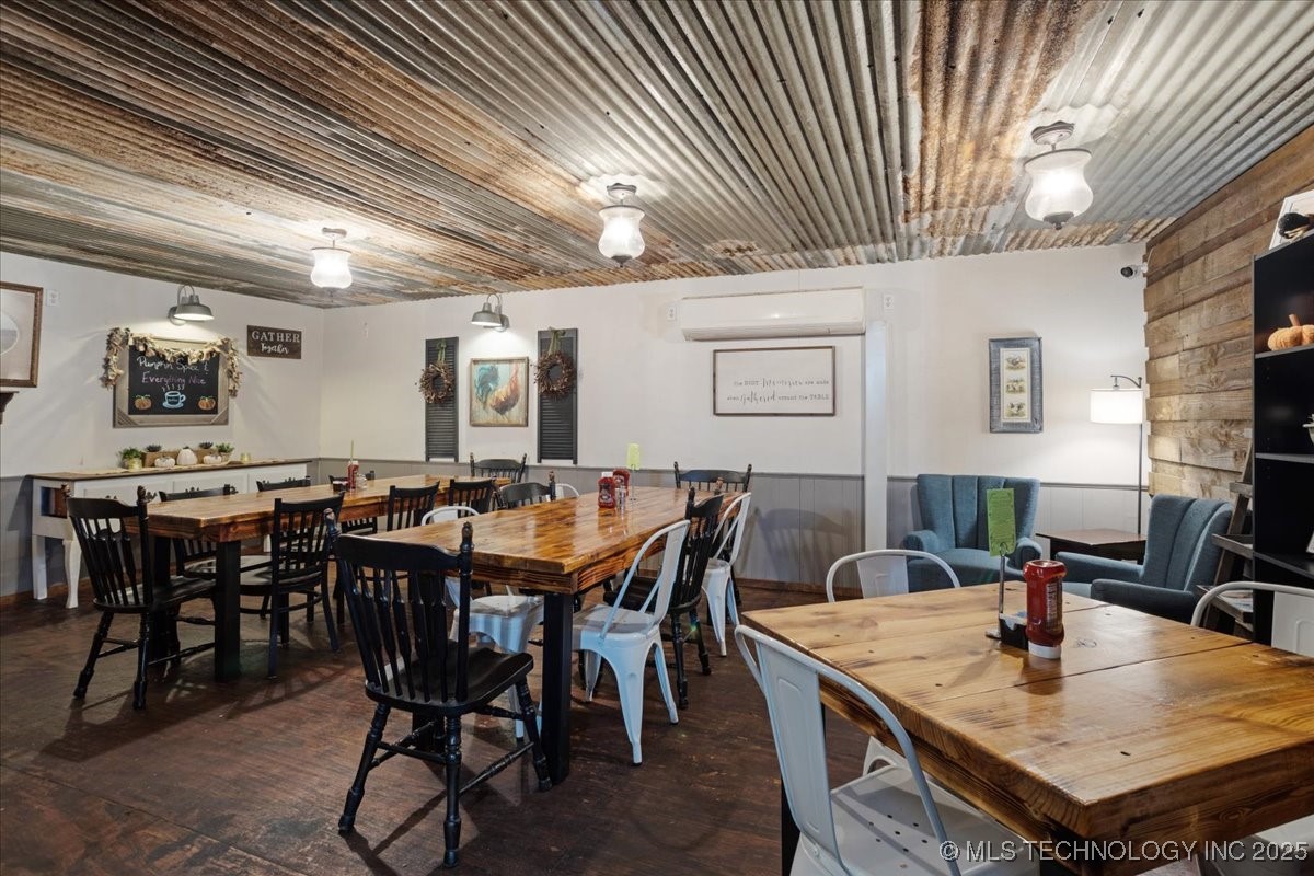 117 S Franklin Street Colbert OK 74733
