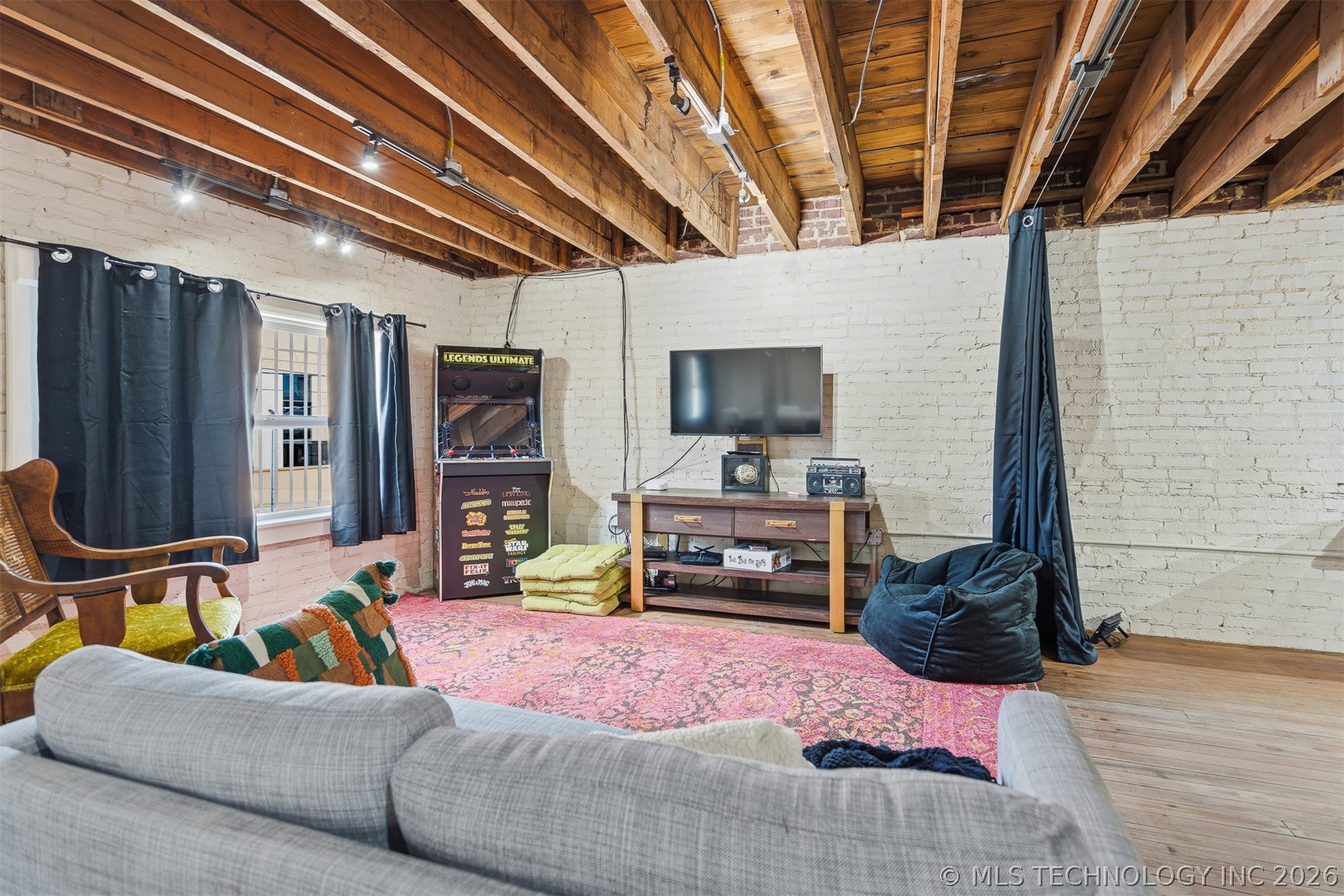 111 W Main Ardmore OK 73401