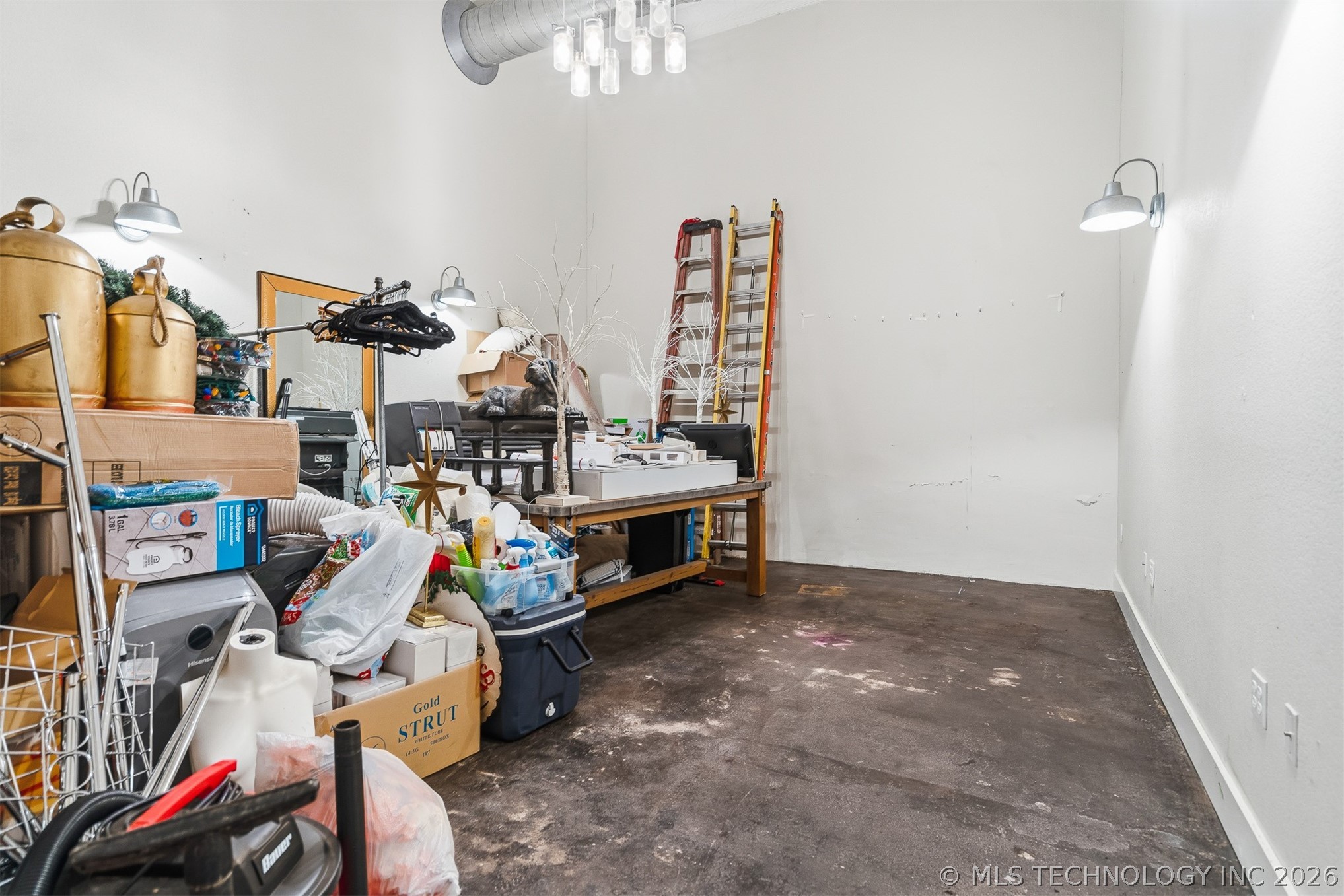 111 W Main Ardmore OK 73401