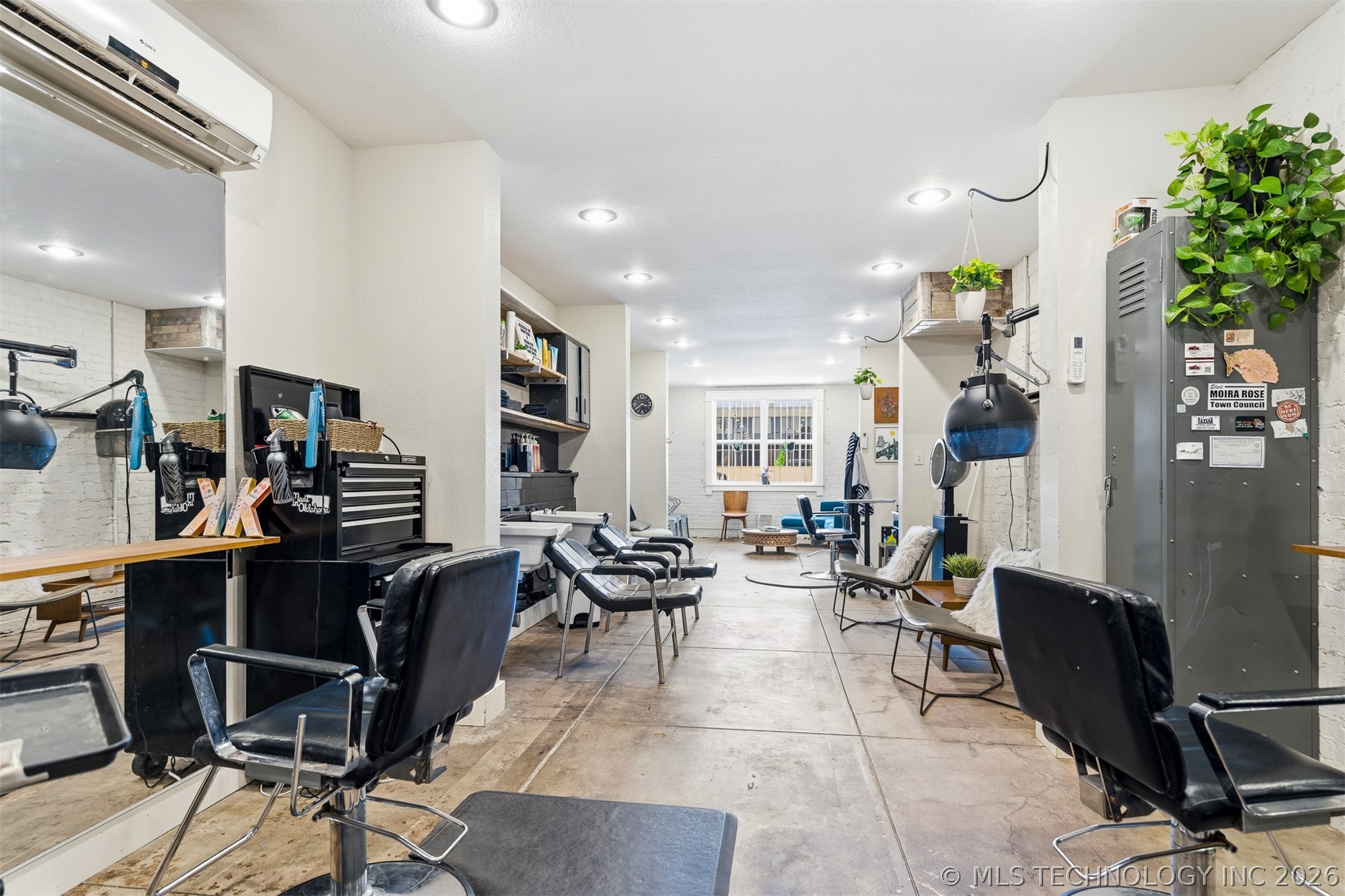 111 W Main Ardmore OK 73401