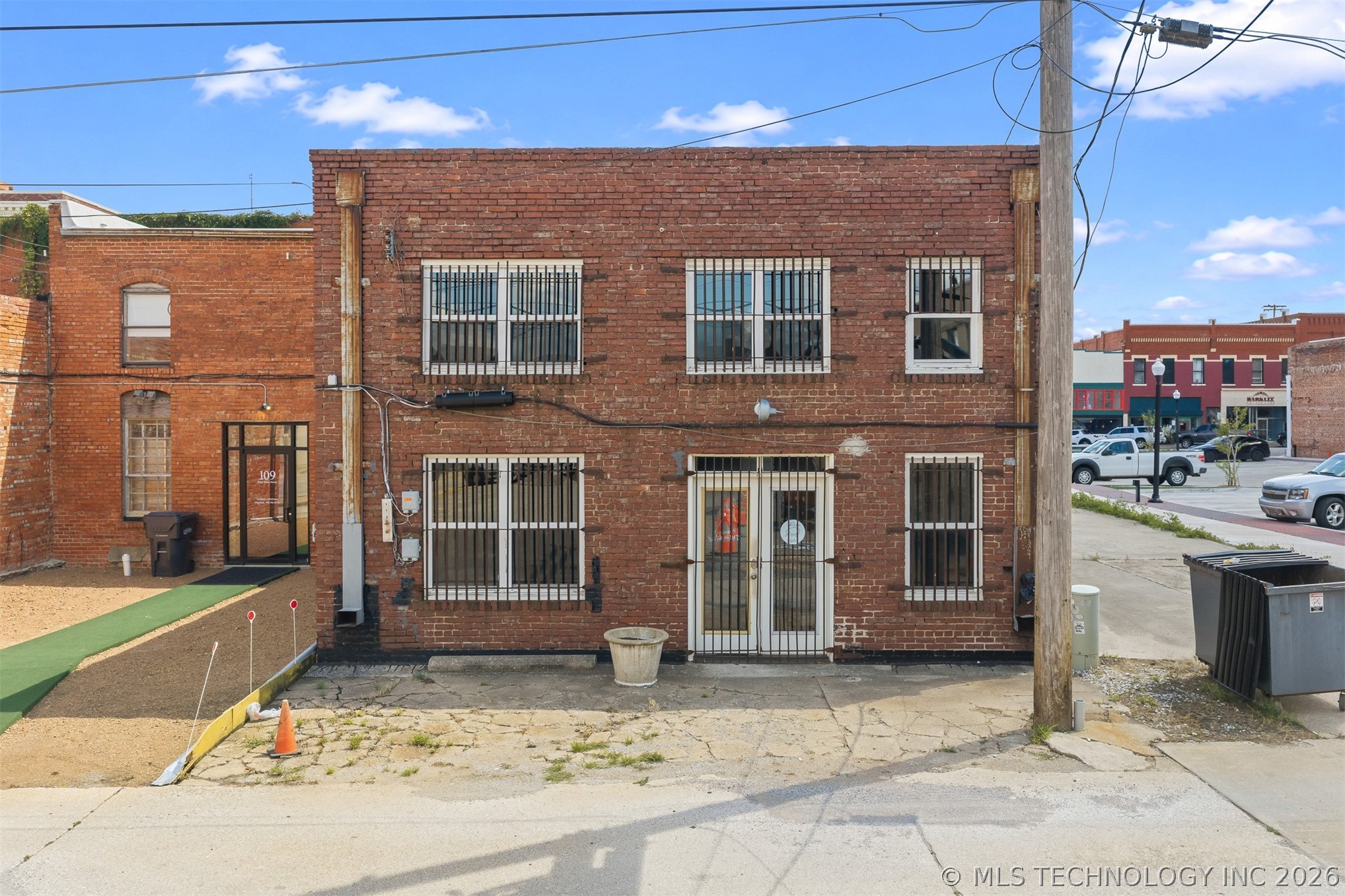 111 W Main Ardmore OK 73401