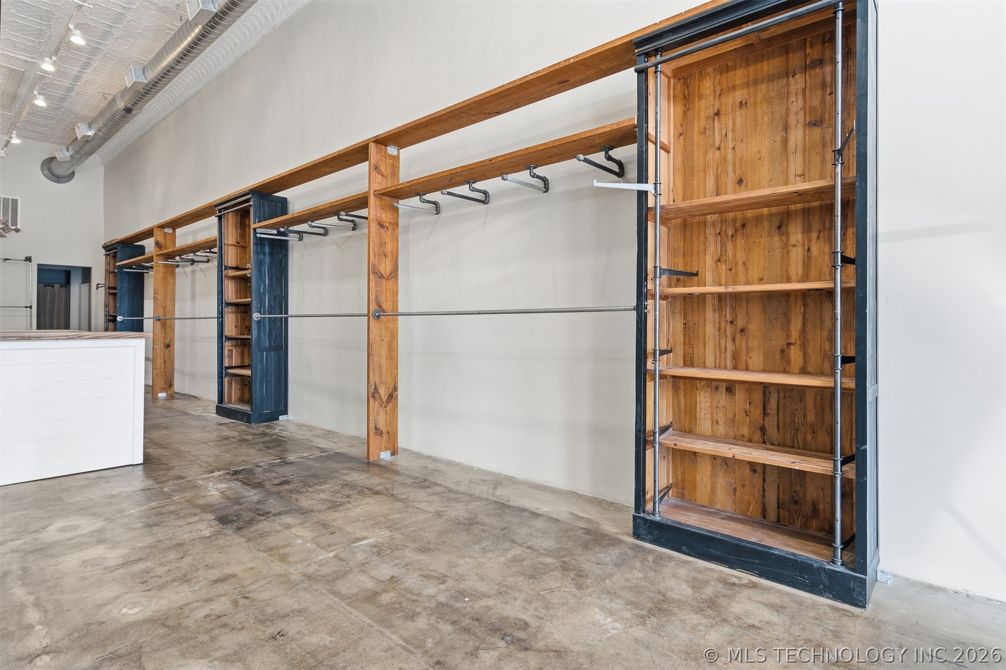 111 W Main Ardmore OK 73401