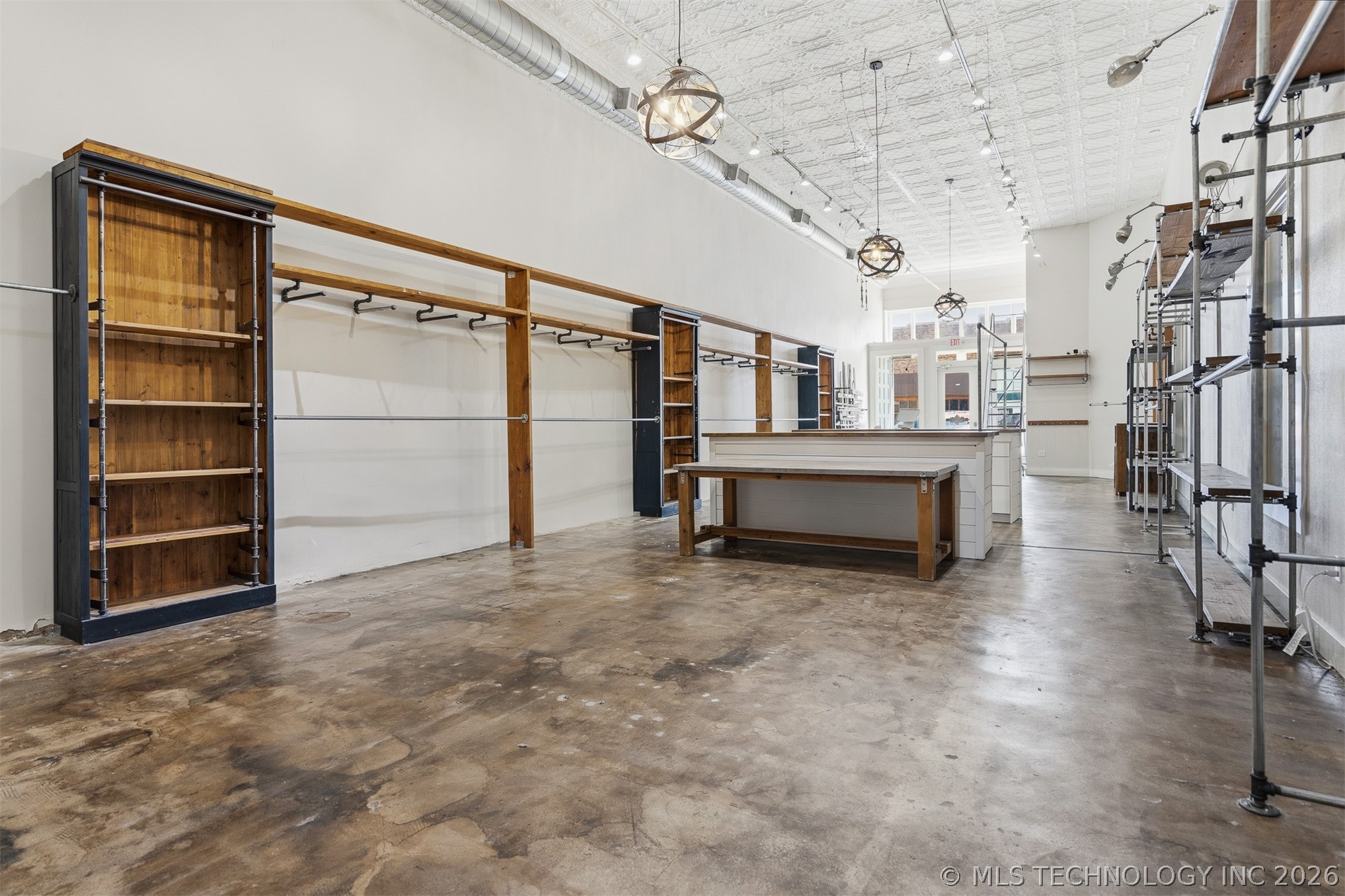 111 W Main Ardmore OK 73401