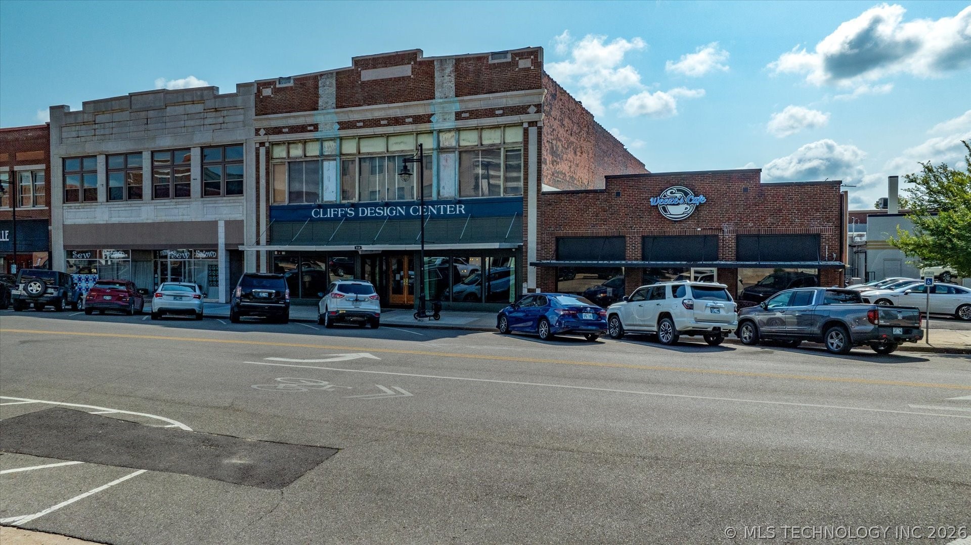 318 S Dewey Avenue Bartlesville OK 74003