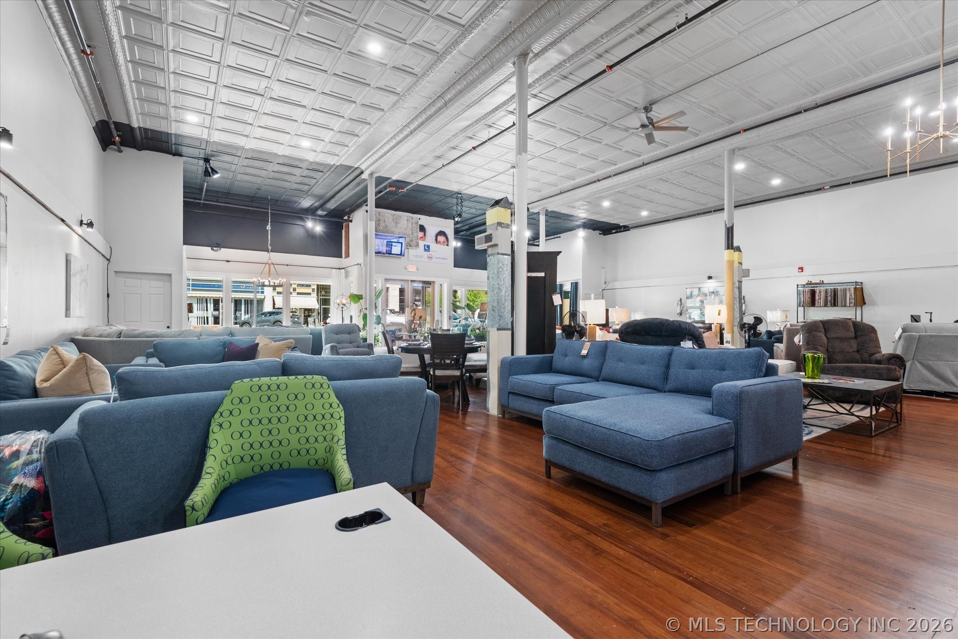 318 S Dewey Avenue Bartlesville OK 74003