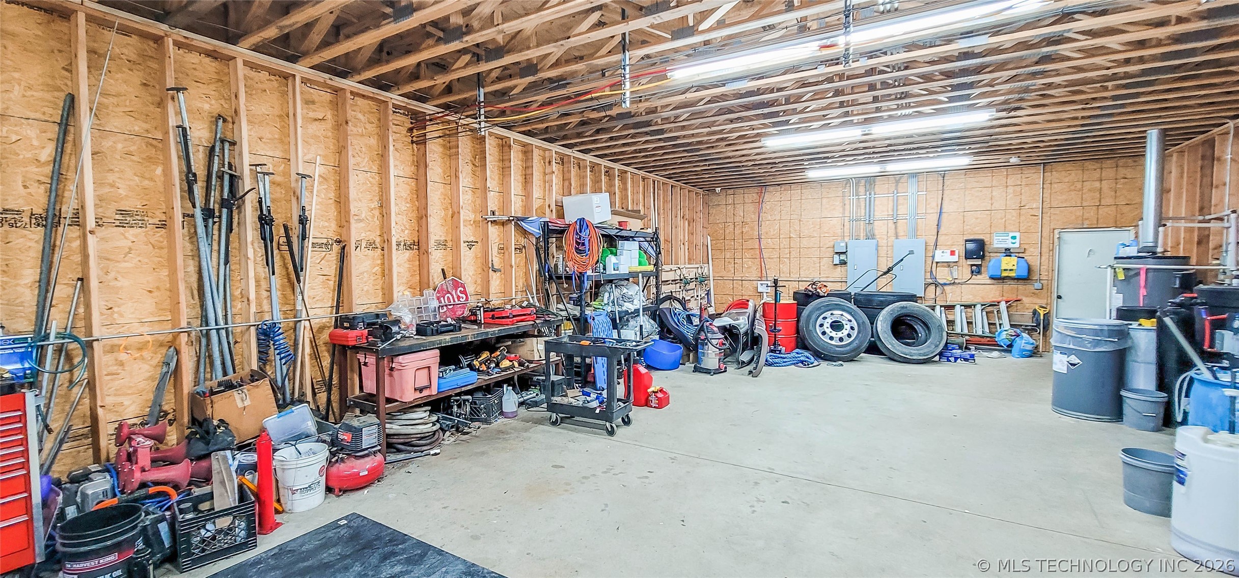 1228 W Gentry Street Checotah OK 74426